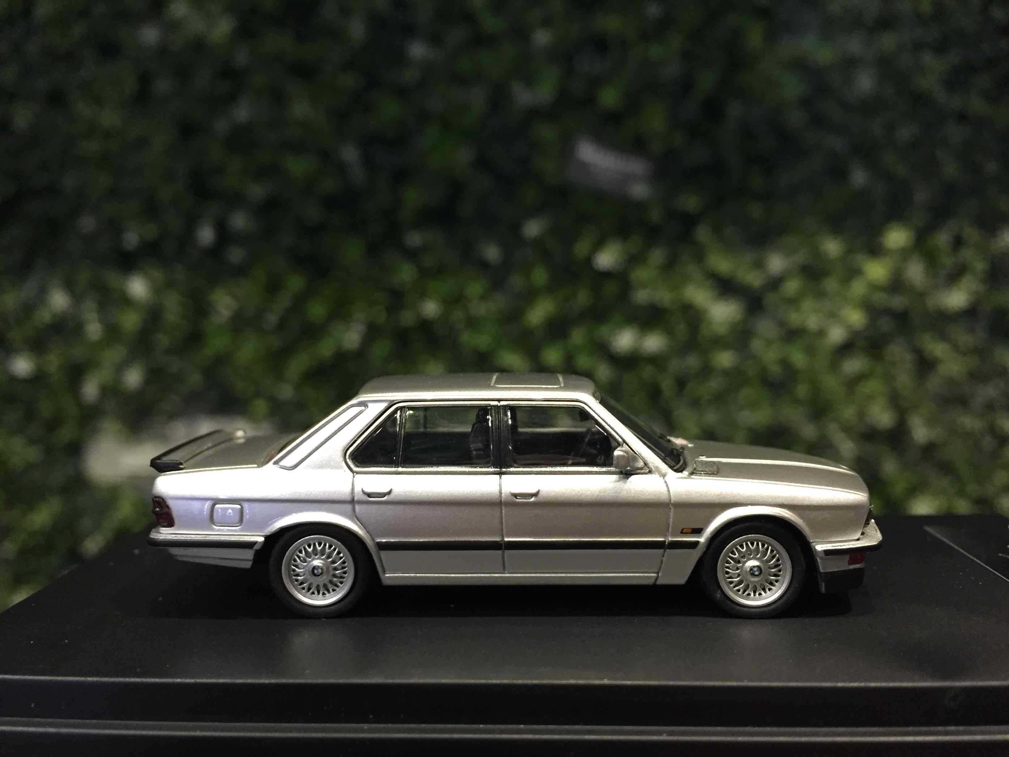 1/64 KingModel BMW M5 (E28) Silver【MGM】