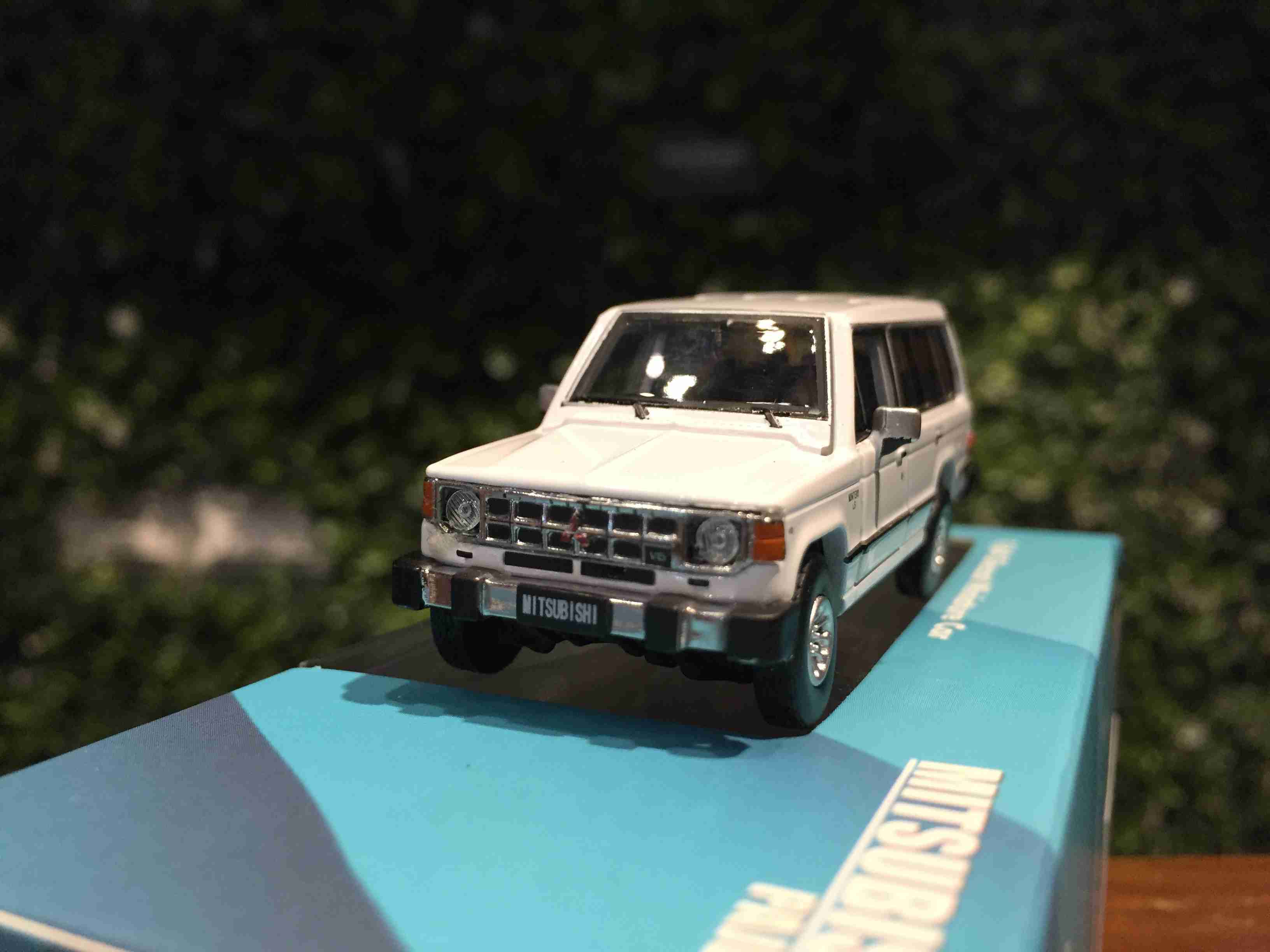 1/64 BM Creations Mitsubishi Pajero MK1 White 64B0189【MGM】