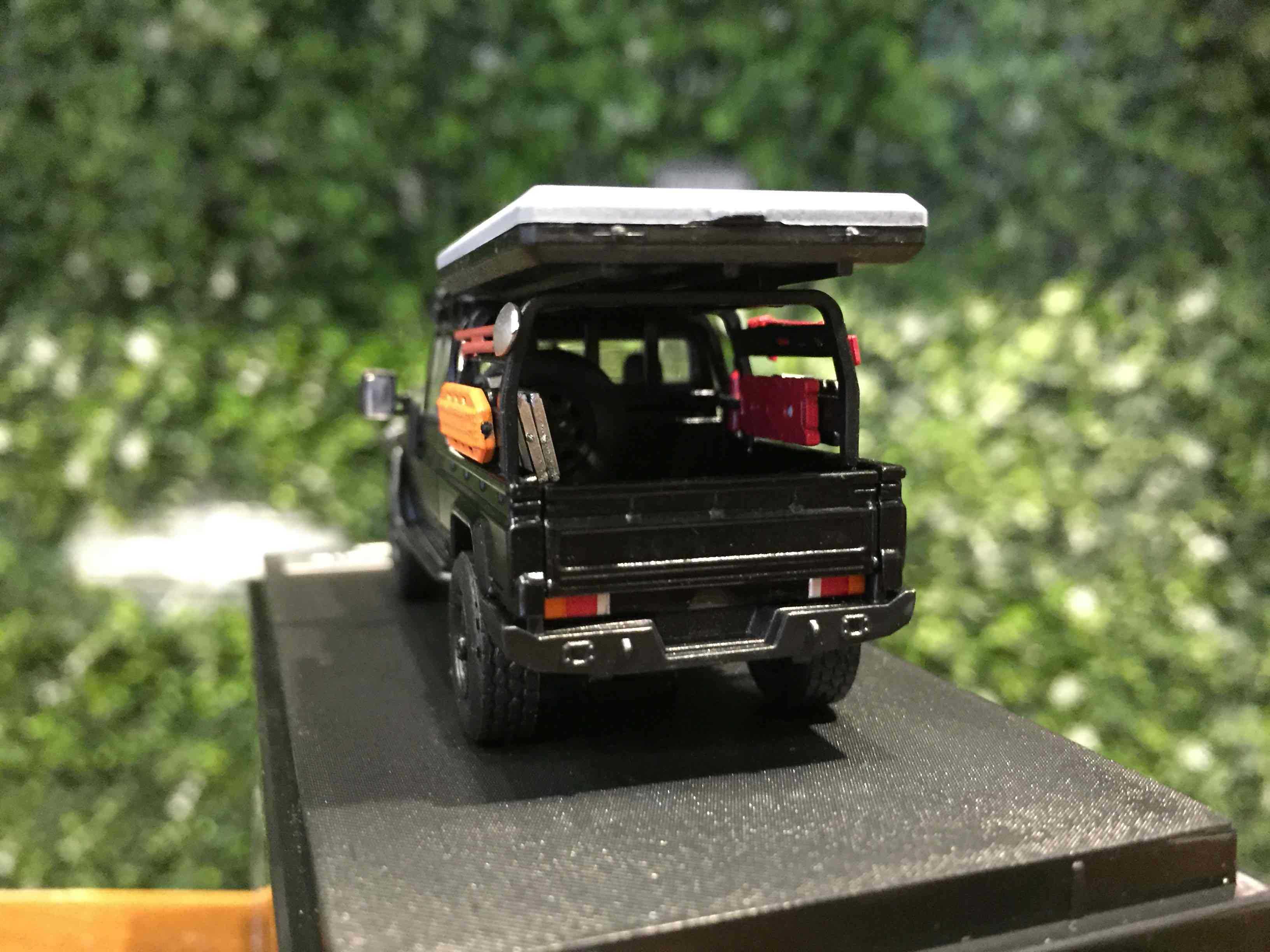 1/64 AutoBots Toyota Land Cruiser LC79 Black【MGM】