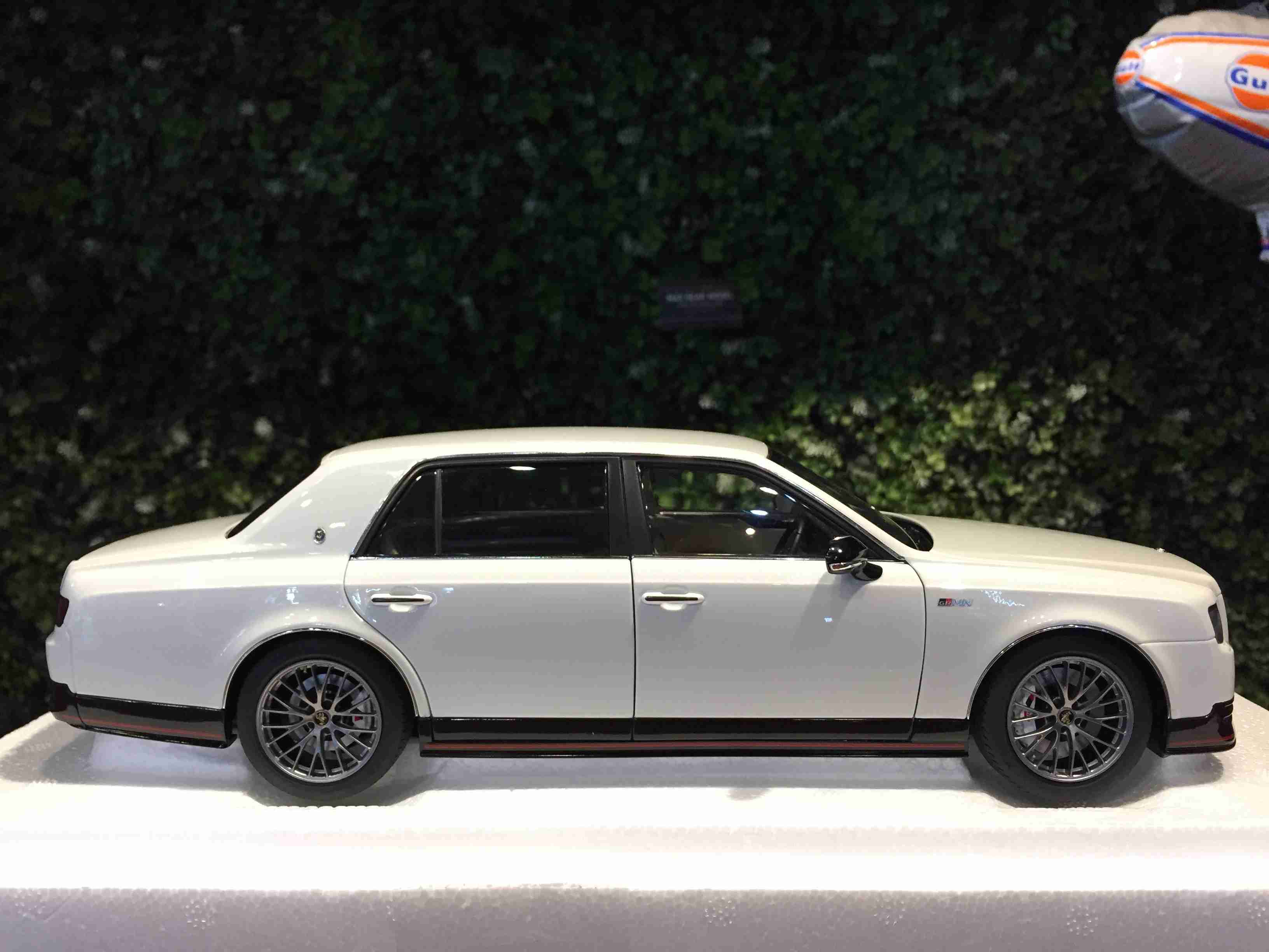 1/18 AUTOart Toyota Century GRMN White 78764【MGM】