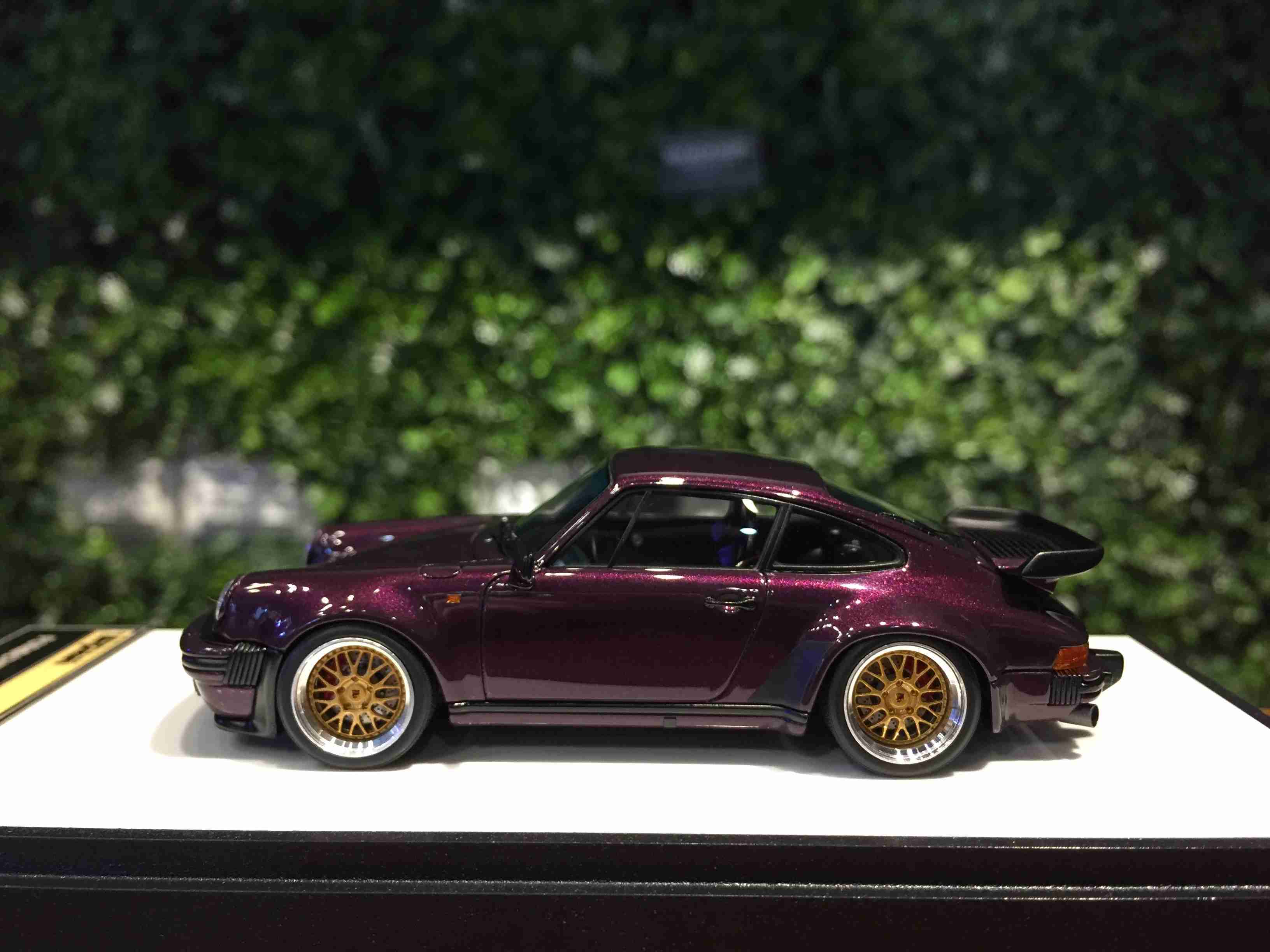 1/43 MakeUp Porsche 930 Turbo 3.3 1988 Violet VM115A4【MGM】