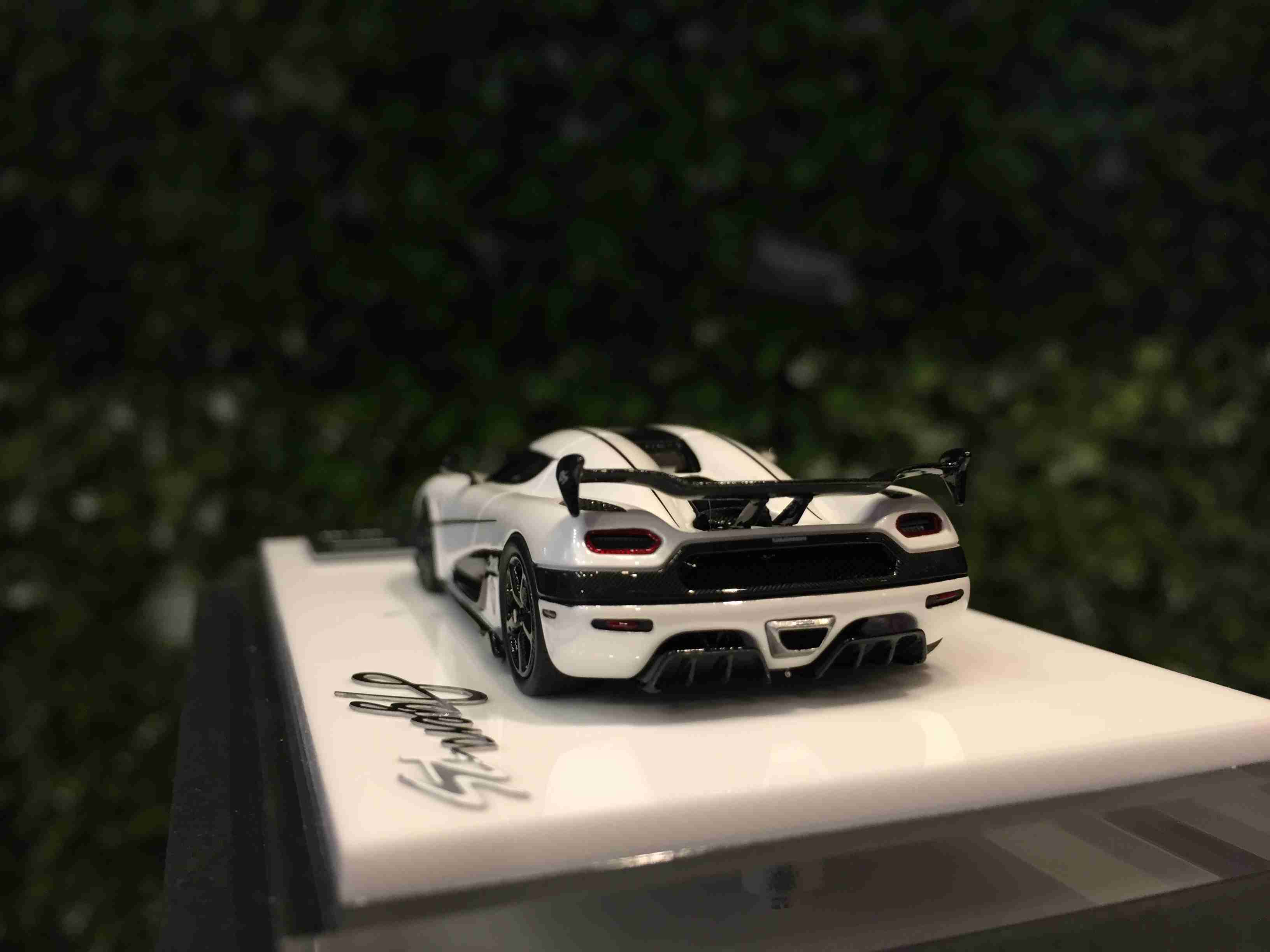 1/64 Guoji Koenigsegg Agera RS Artic White 7116【MGM】