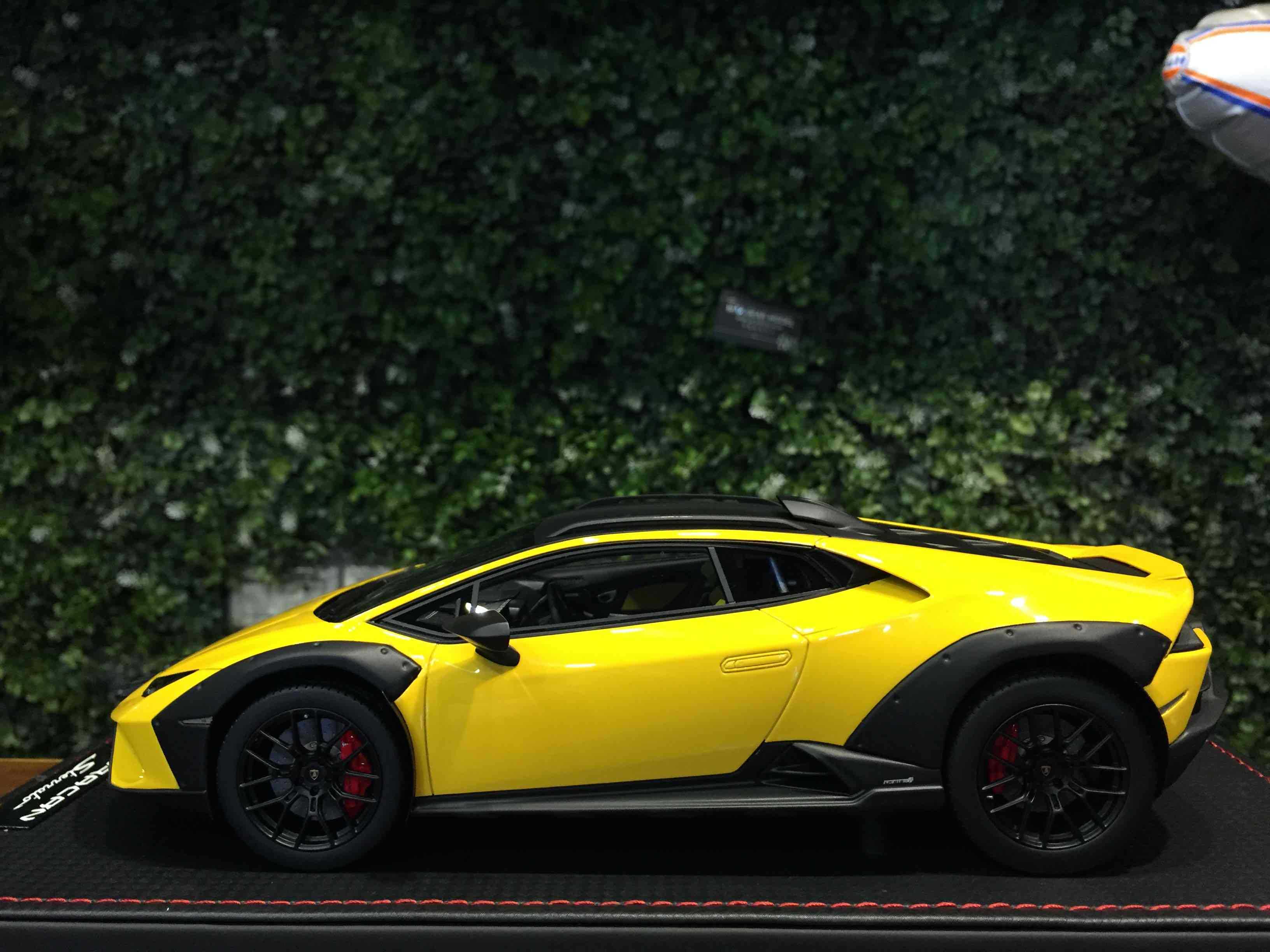 1/18 MR Lamborghini Huracan Sterrato Giallo LAMBO057C【MGM】