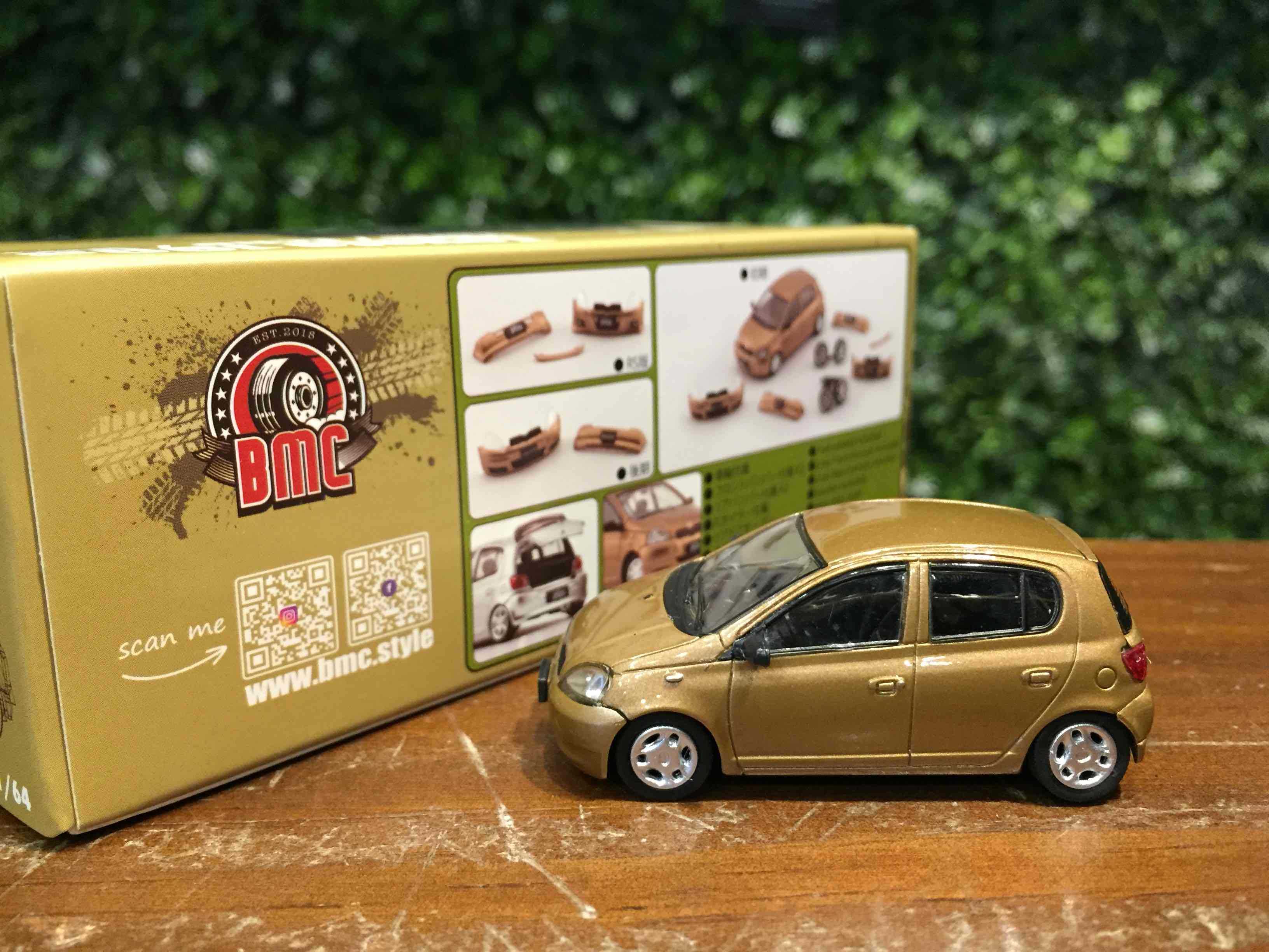 1/64 BM Toyota Yaris 1998 Golden 64B0370【MGM】