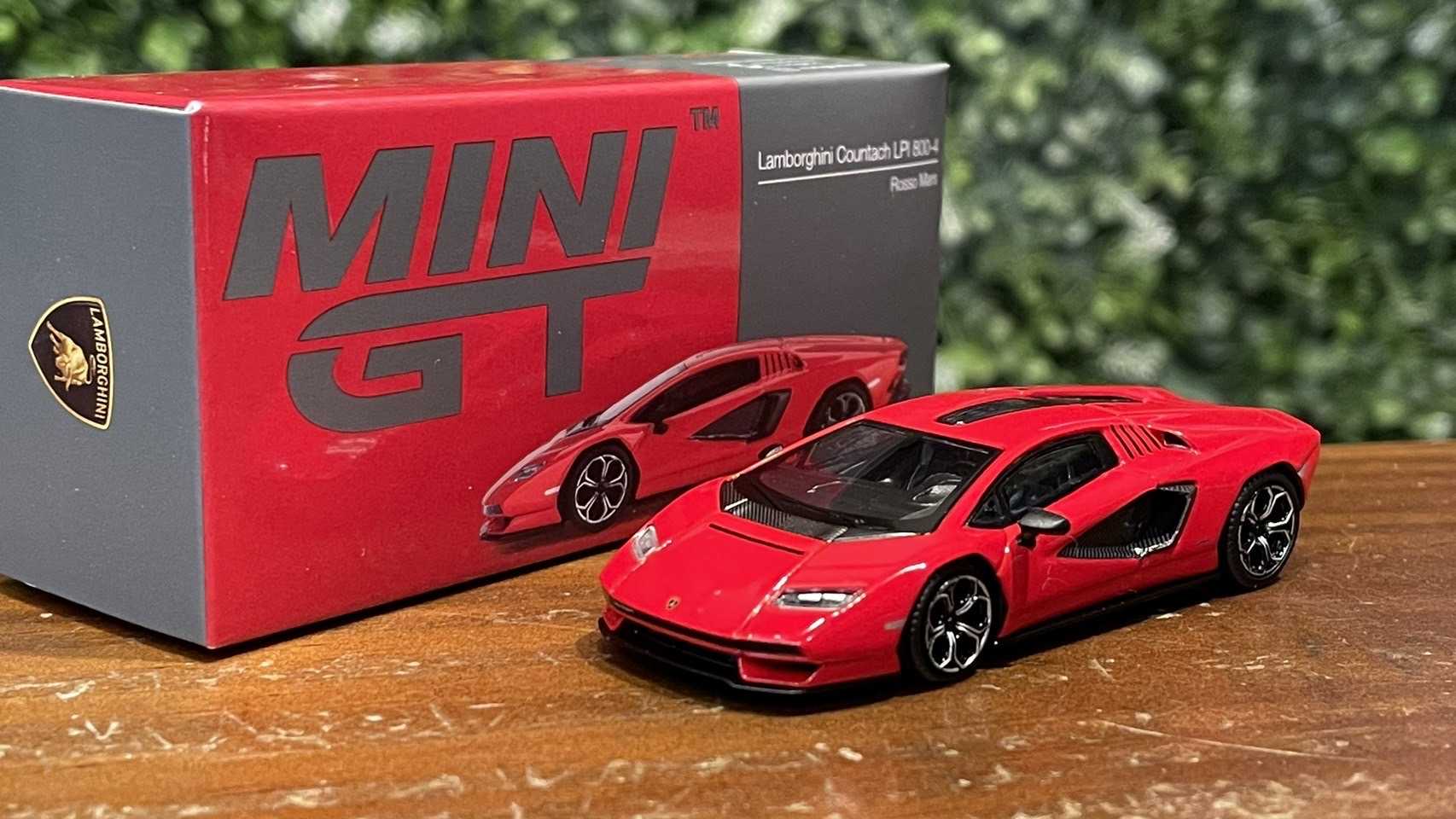 1/64 MiniGT Lamborghini Countach LPI 800-4 MGT00720L【MGM】