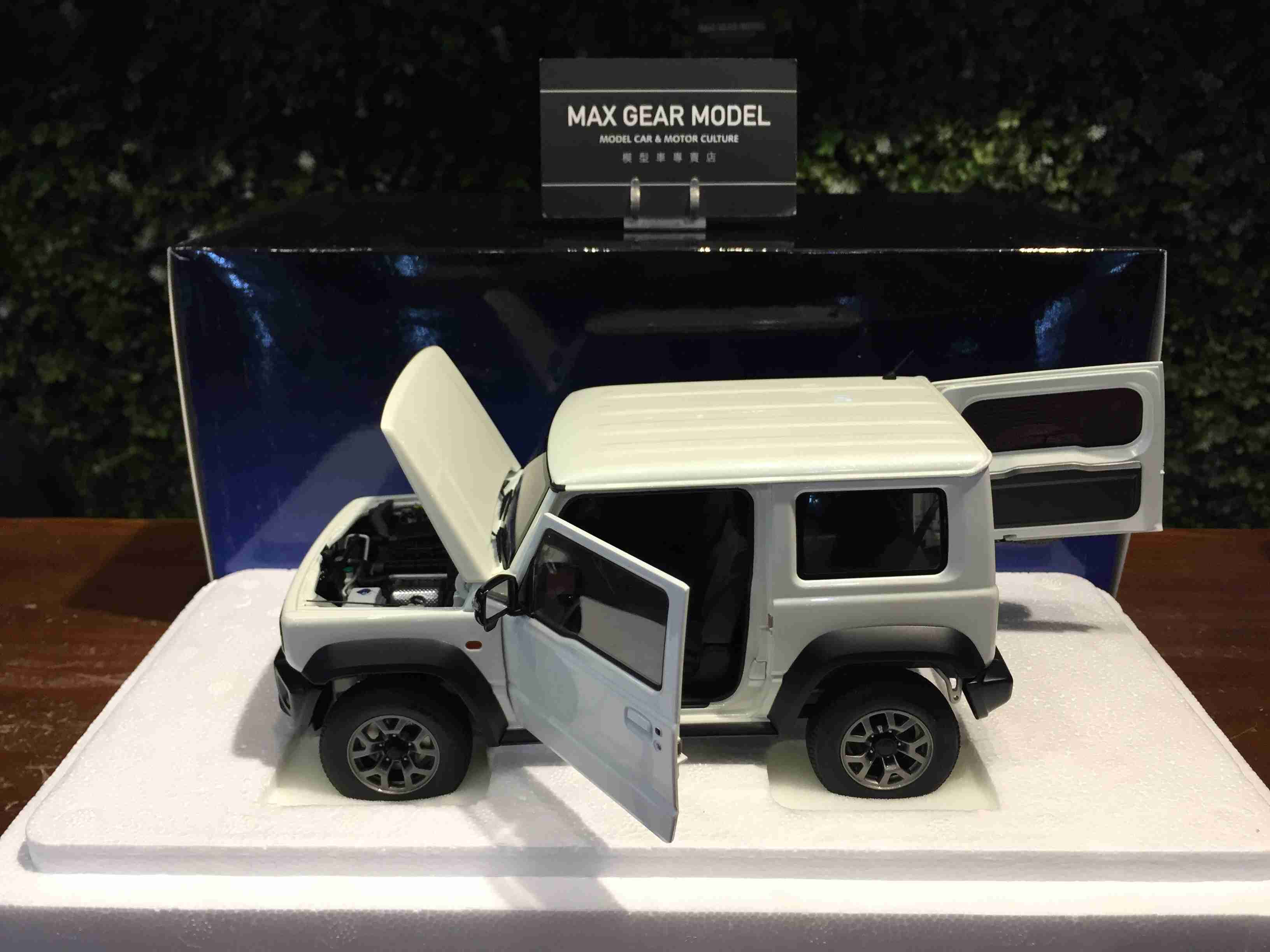 1/18 AUTOart Suzuki Jimny Sierra (JB74) White 78511【MGM】