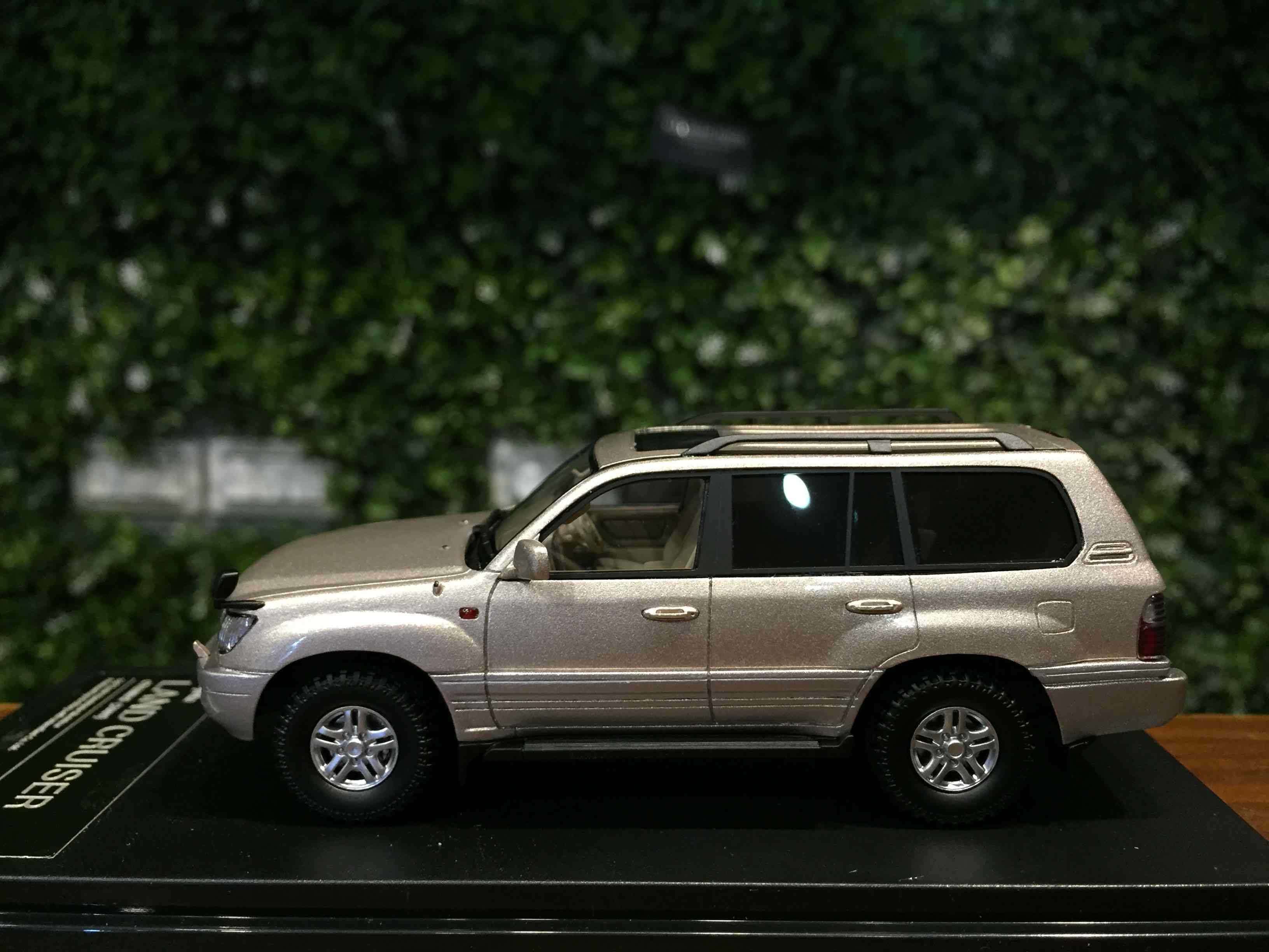 1/43 Hi-Story Toyota Land Cruiser (LX470) 2001 HS439BG【MGM】