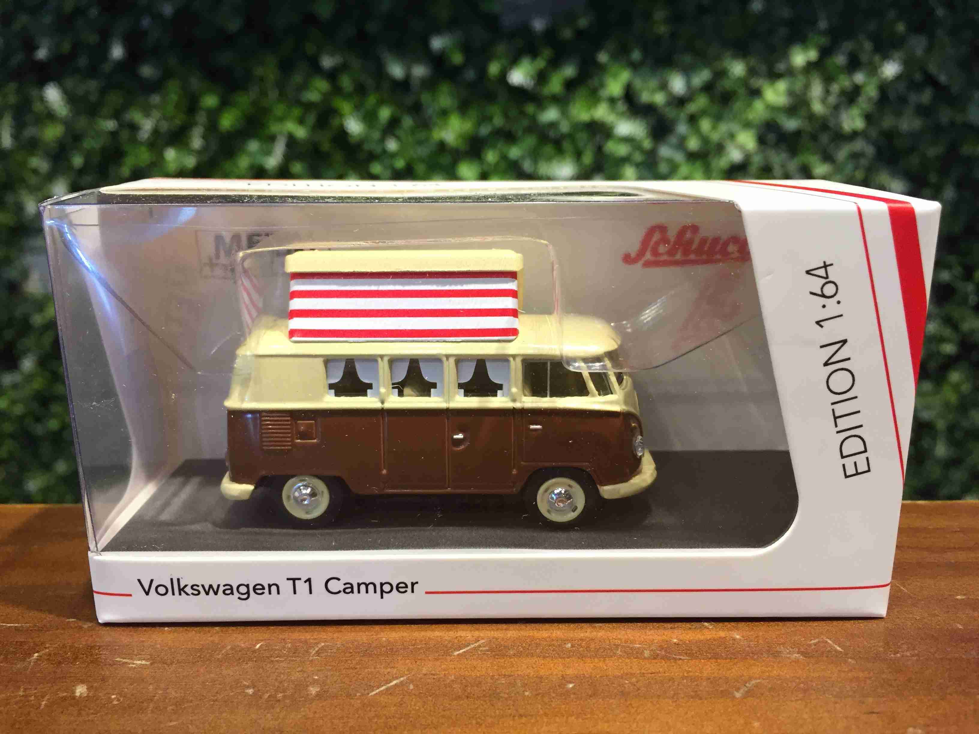 1/64 Schuco Volkswagen VW T1 Camper 452026600【MGM】