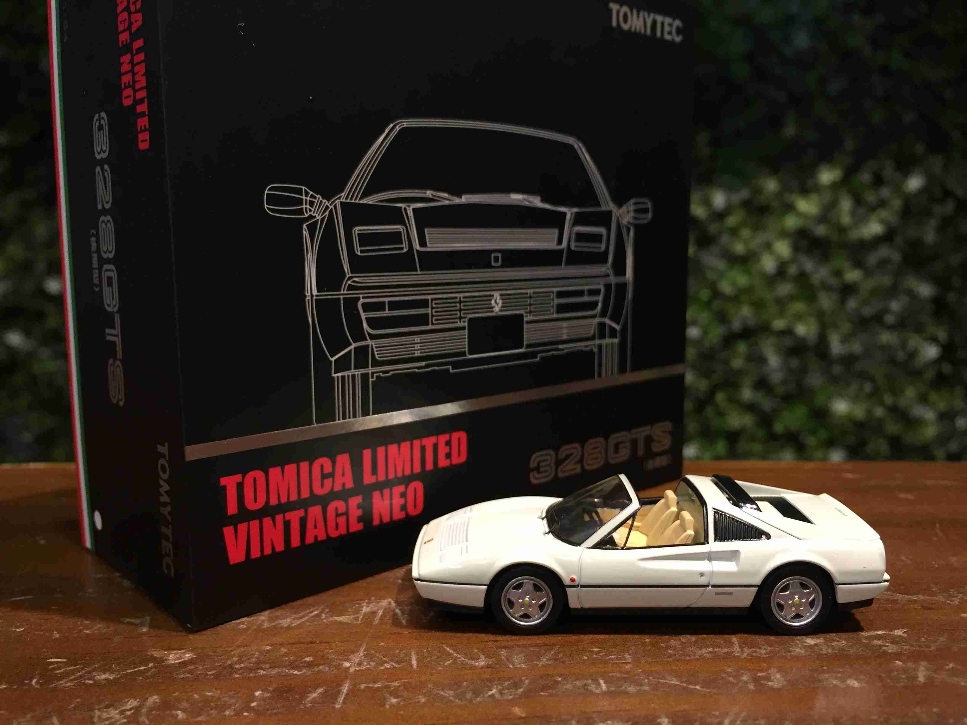 1/64 Tomica LV-Neo Ferrari 328 GTS White【MGM】