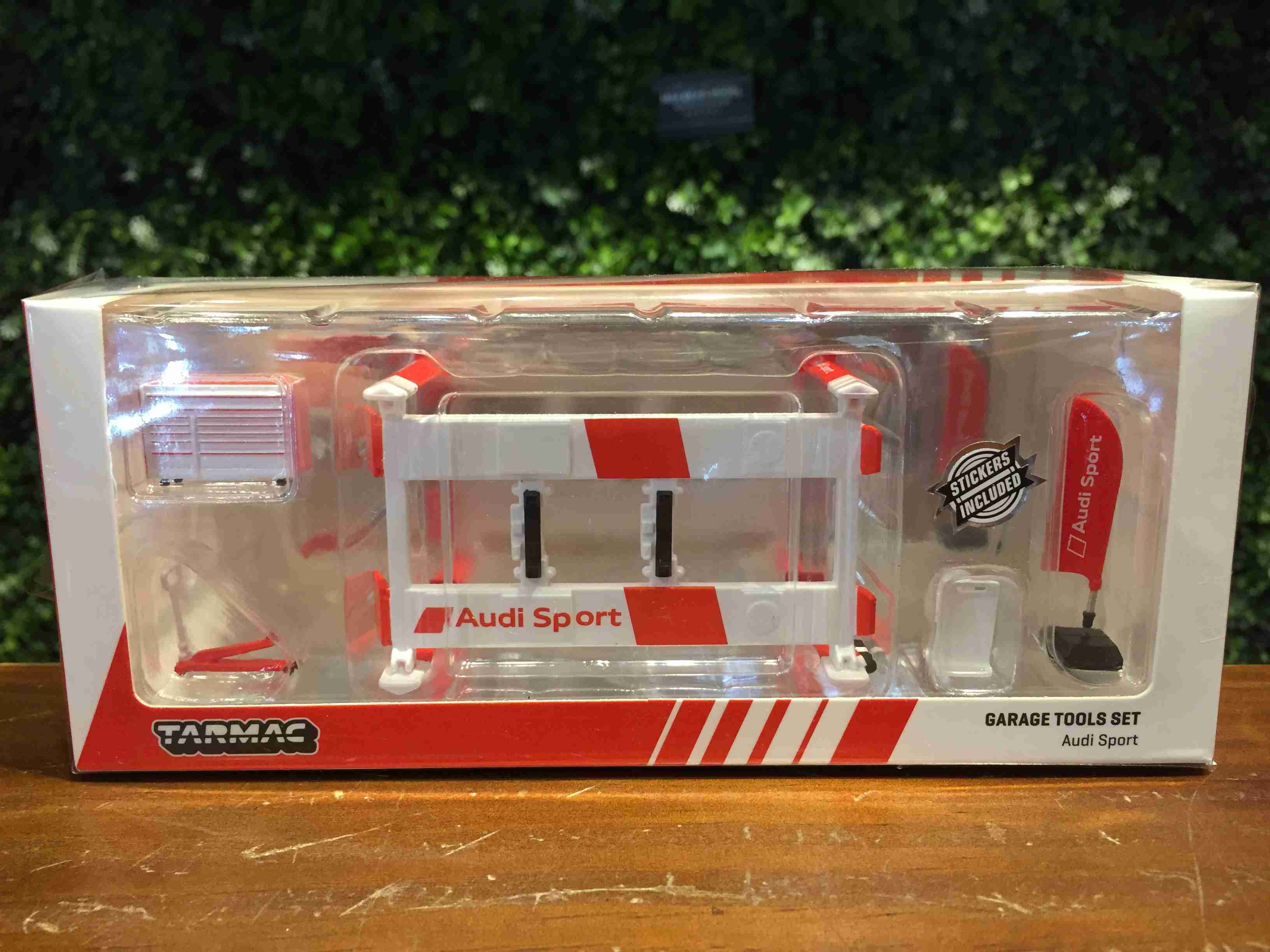 1/64 Tarmac Garage Tool Set Audi Sport 工具組 T64A001AS【MGM】