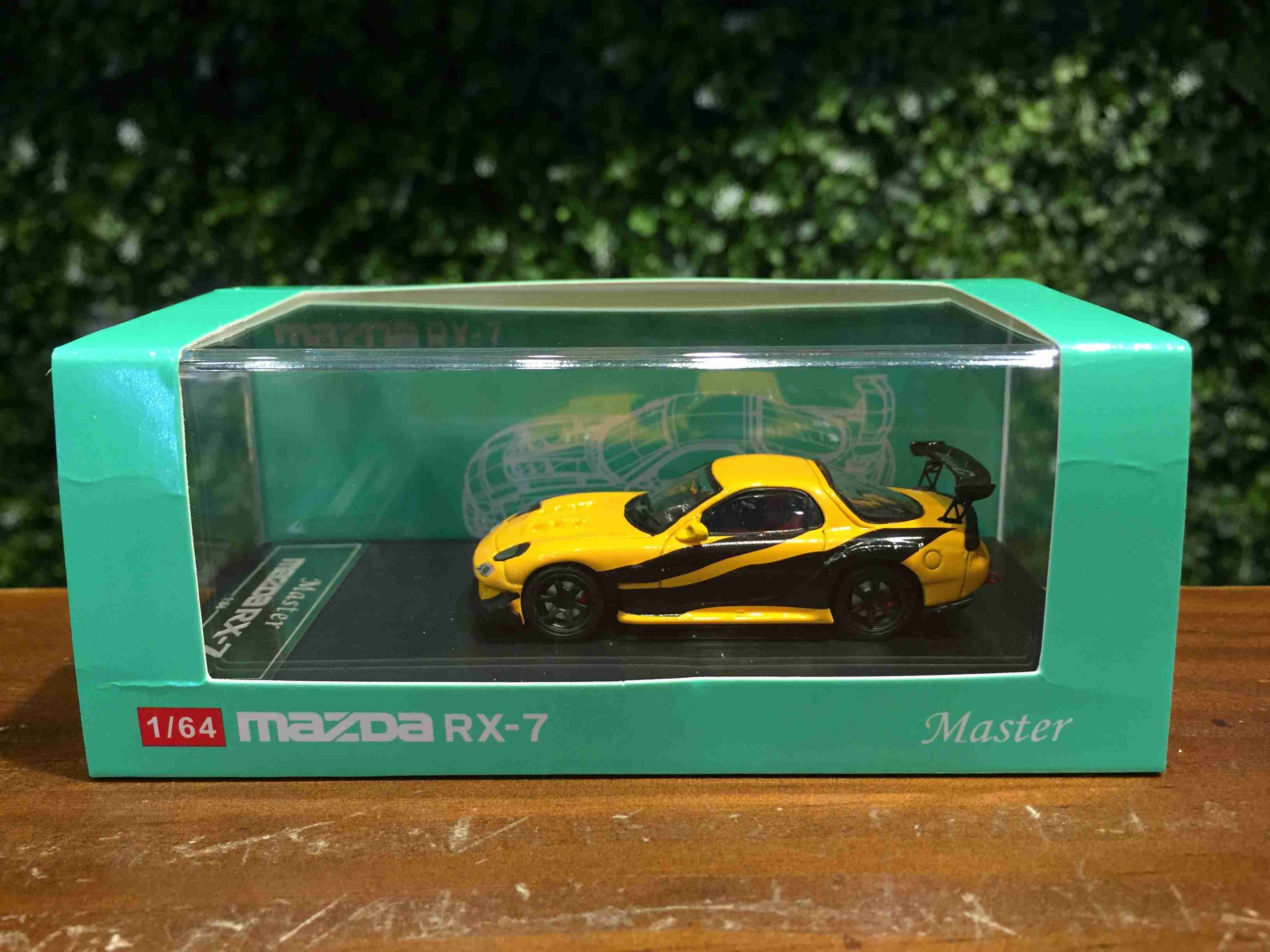 1/64 Master Mazda RX-7 (FD3S) RE Amemiya 雨宮 Yellow【MGM】