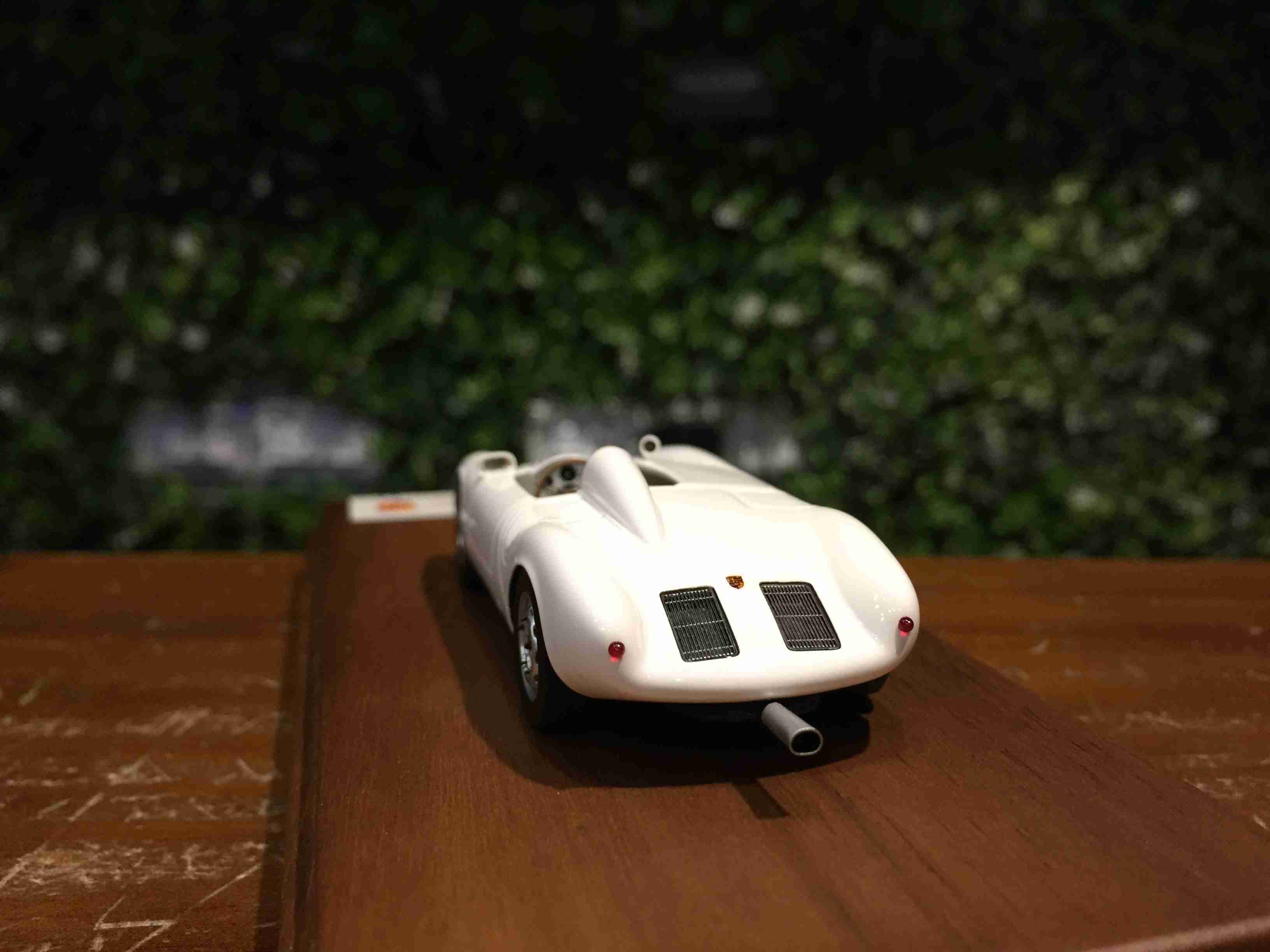 1/43 DMH Porsche 550 Spyder White【MGM】