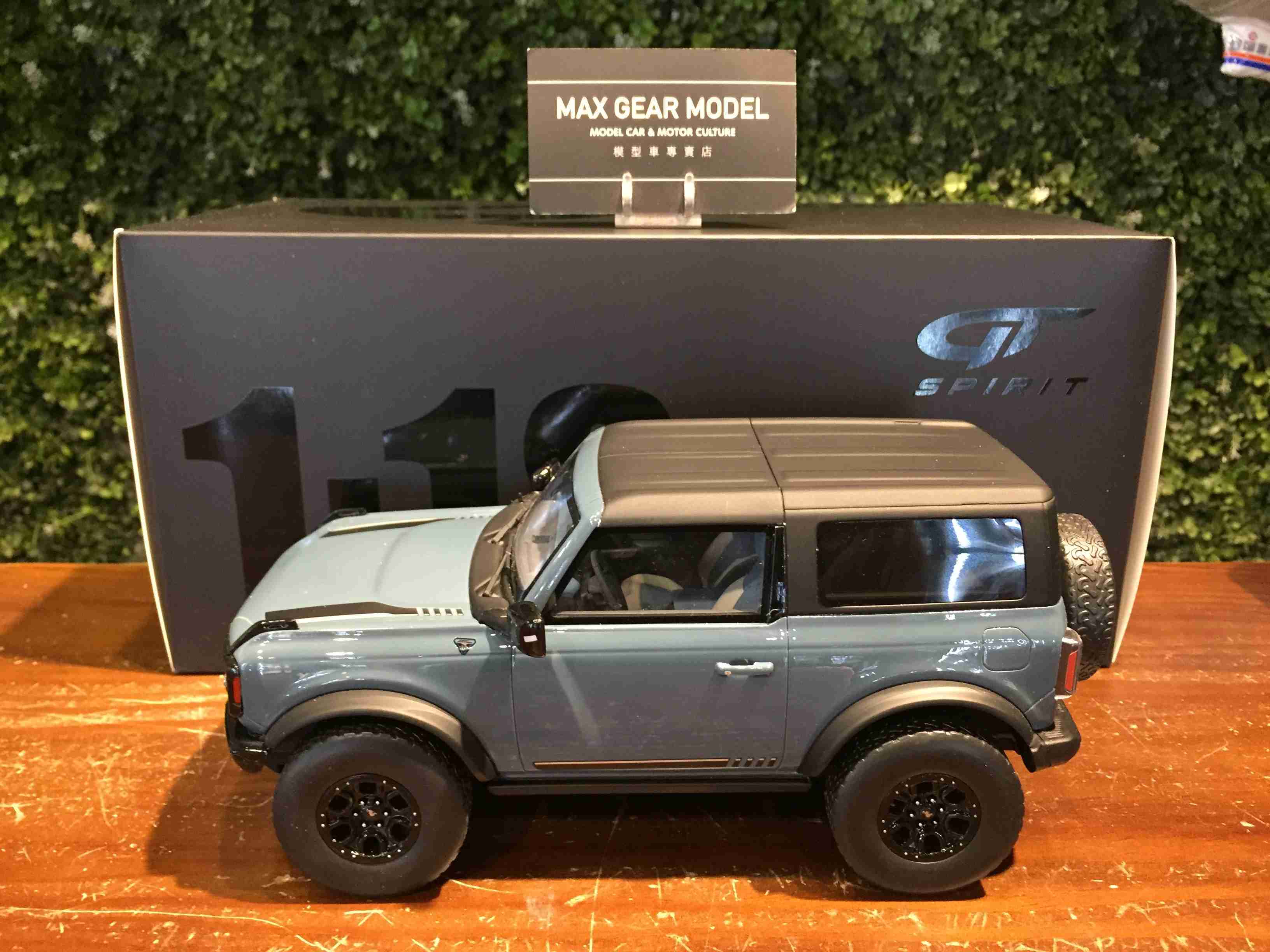 1/18 GT Spirit Ford Bronco First Edition GT359【MGM】