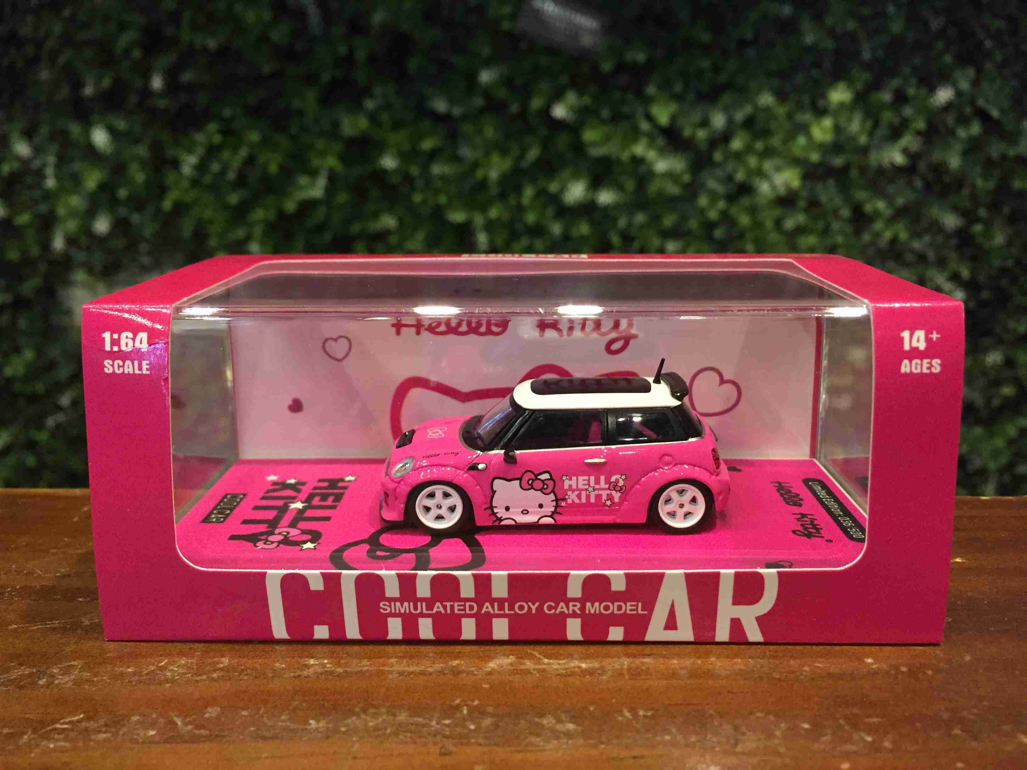 1/64 CoolCar Mini Cooper HelloKitty CC64636【MGM】