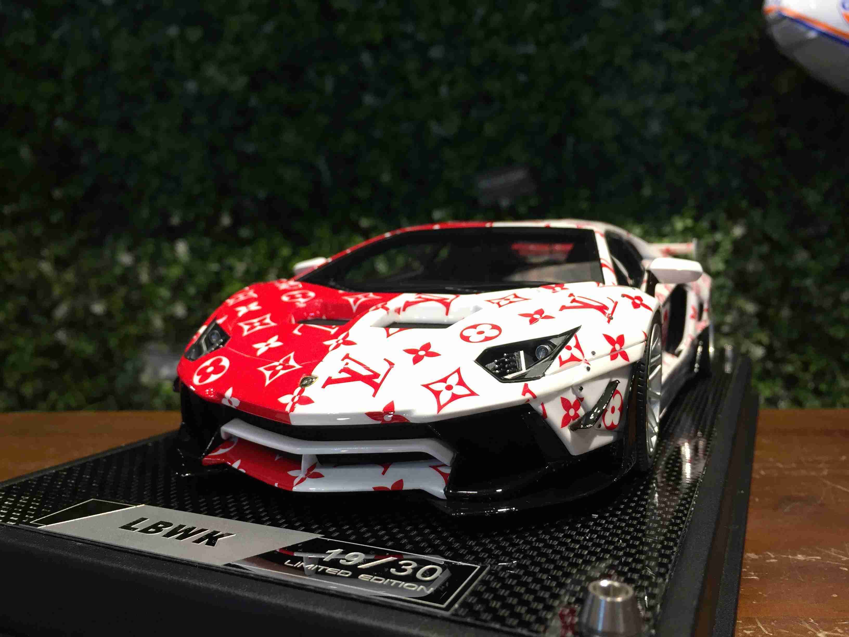 1/18 TP LB-Works Aventador 2.0 LV x Supreme【MGM】