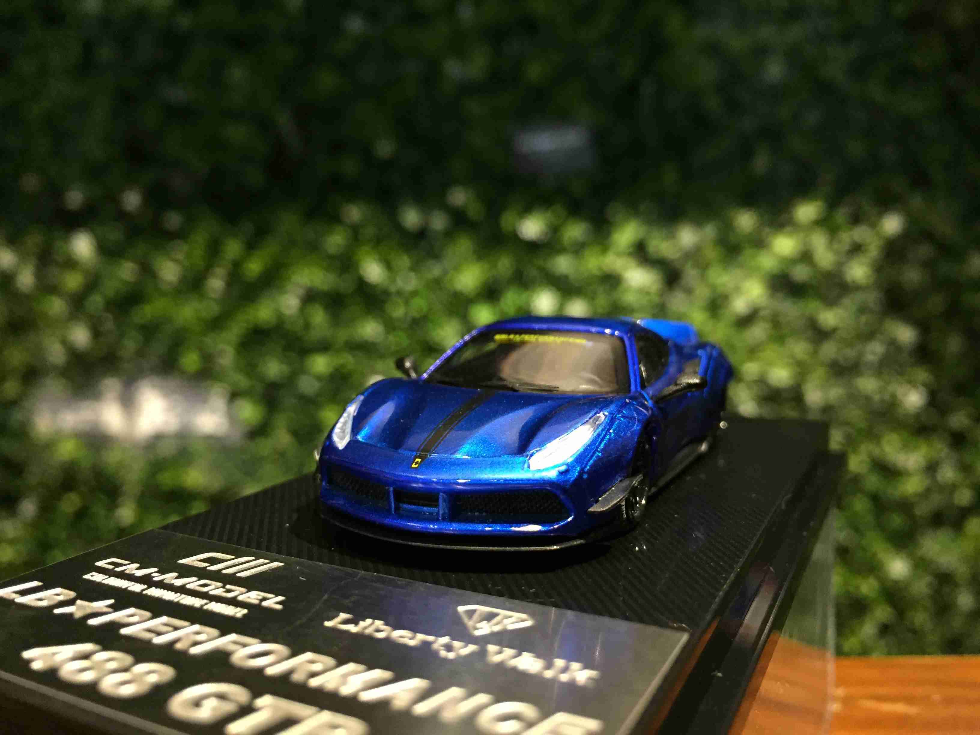 1/64 CM-Model LB-Works Ferrari 488 GTB Blue CM6448805【MGM】