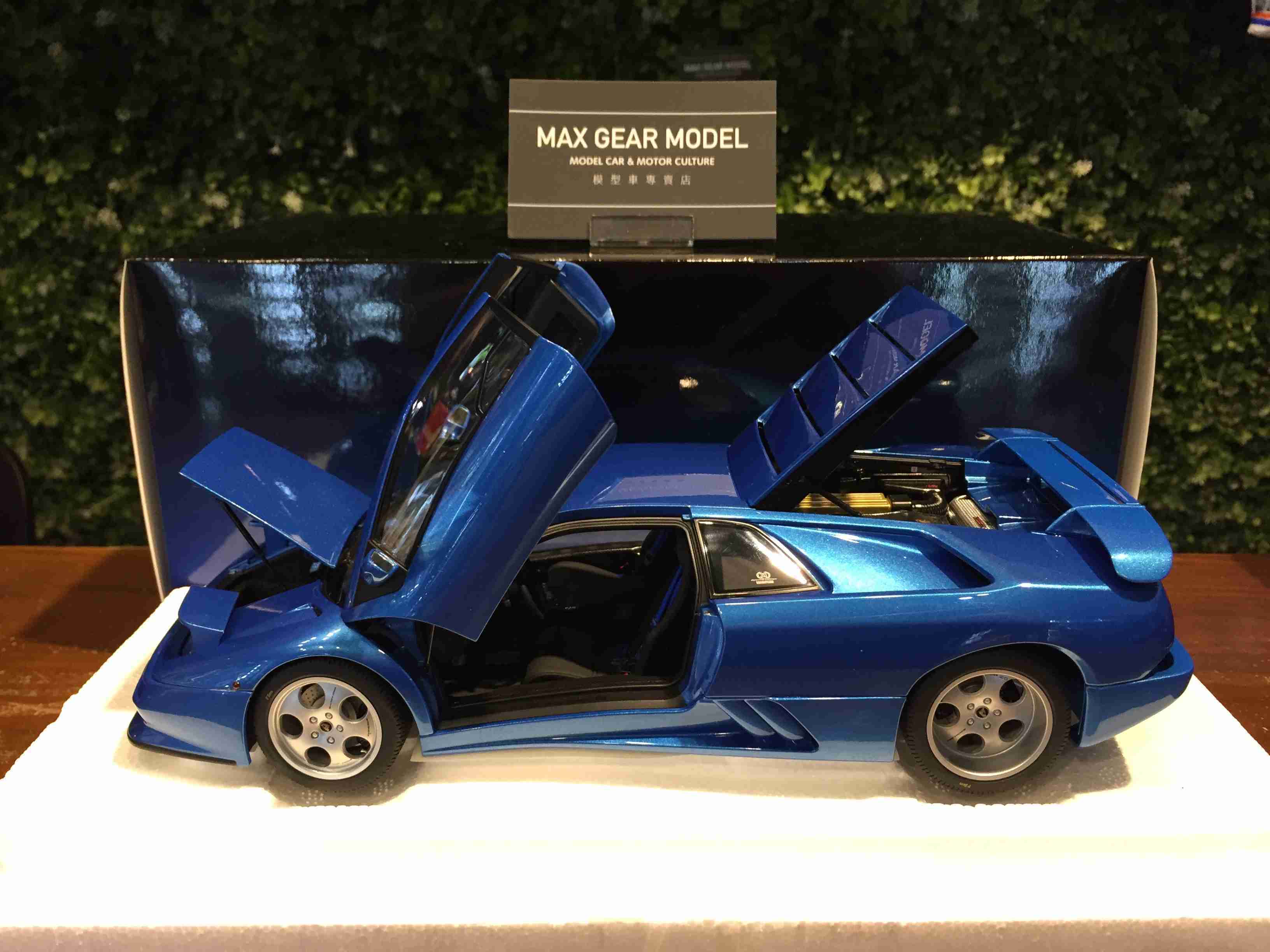 1/18 AUTOart Lamborghini Diablo SE30 Blue 79156【MGM】