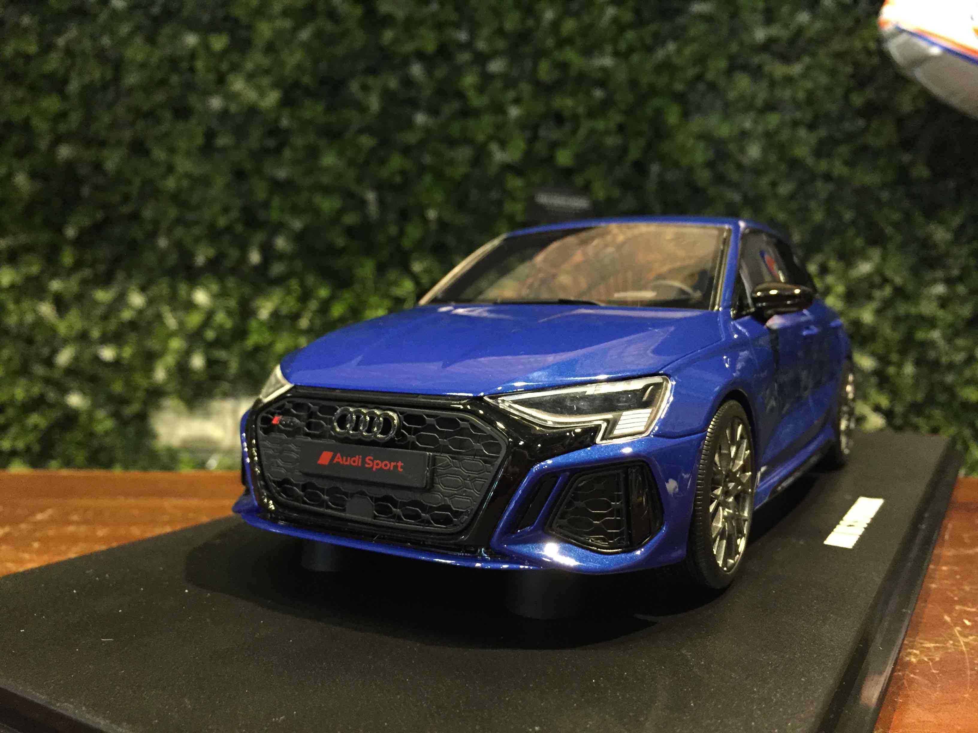 GT SPIRIT 1/18 - GT884 - Audi RS3 SPORTBACK Performance Edition