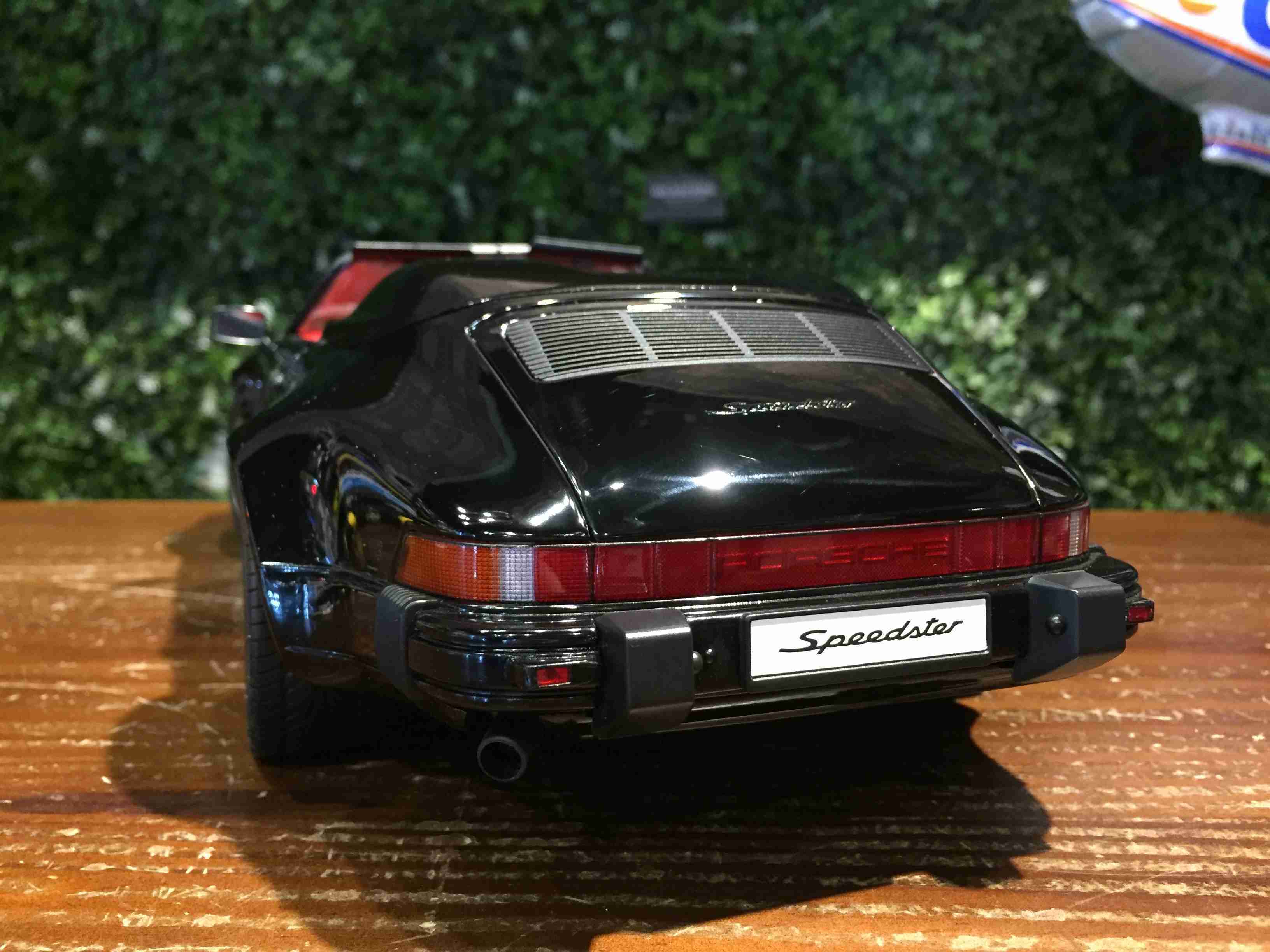 1/12 Schuco Porsche 911 Speedster 1989 Black 450670600【MGM】