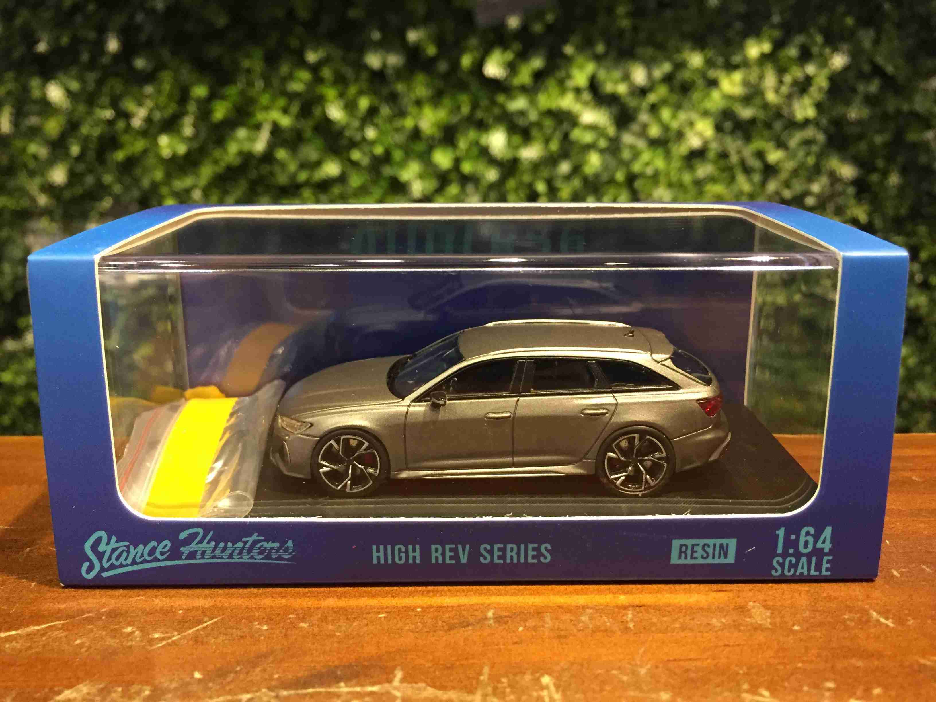 1/64 StanceHunter Audi RS6 Avant (C8) Matt Grey【MGM】