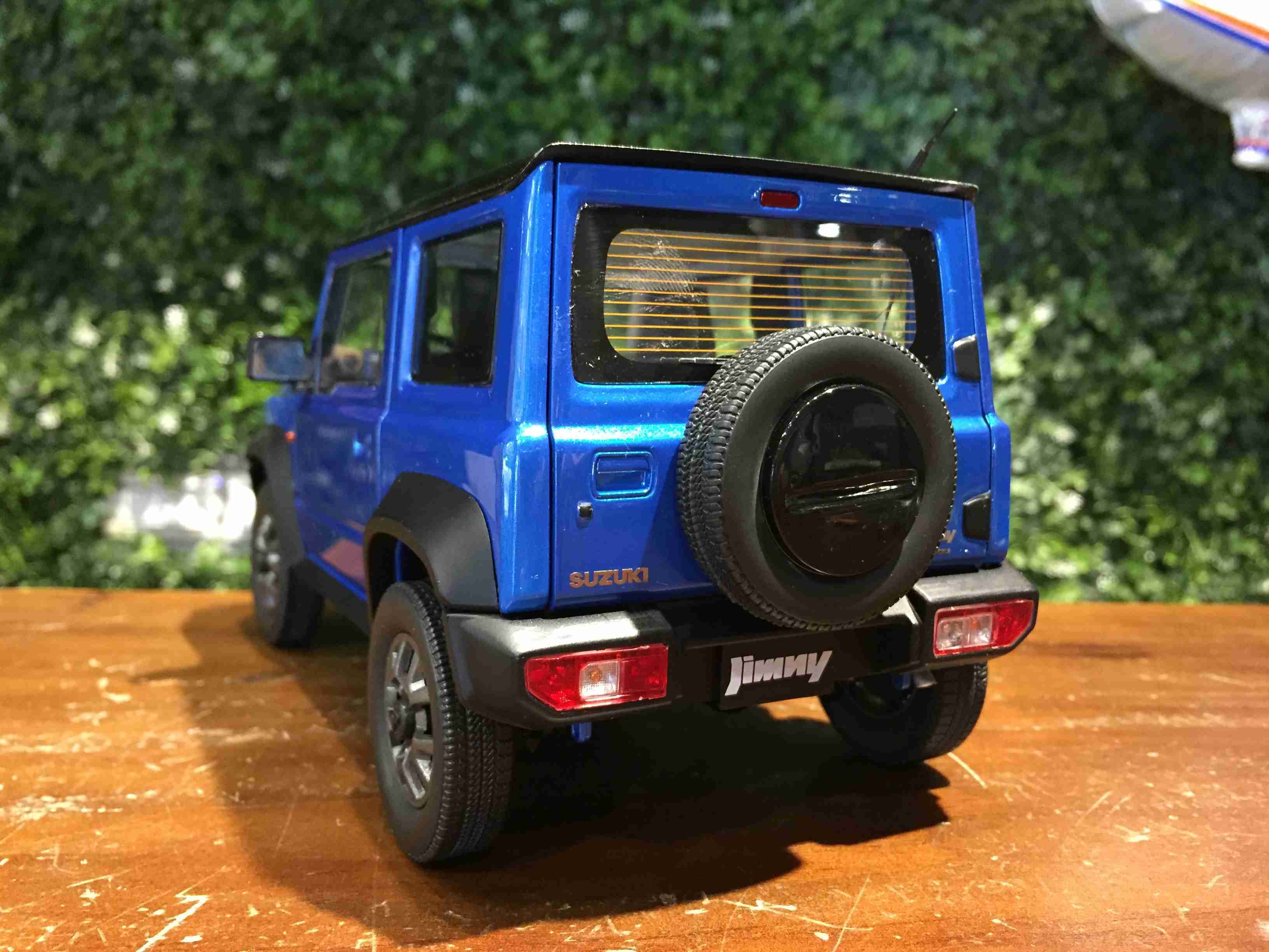 1/18 BM Creations Suzuki Jimny Sierra (JB74) 18B0021【MGM】