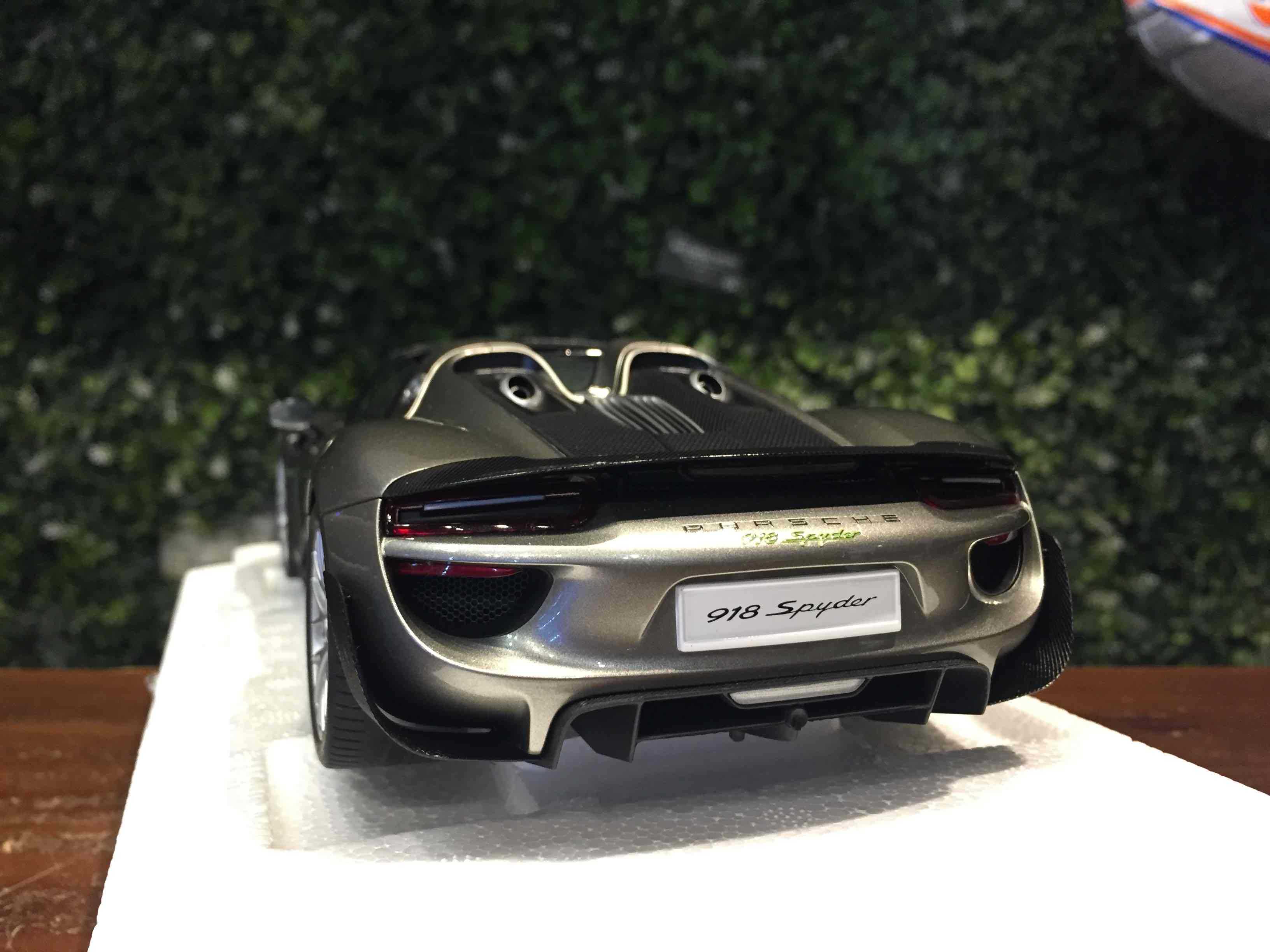 1/18 AUTOart Porsche 918 Spyder Weissach Package 77922【MGM】