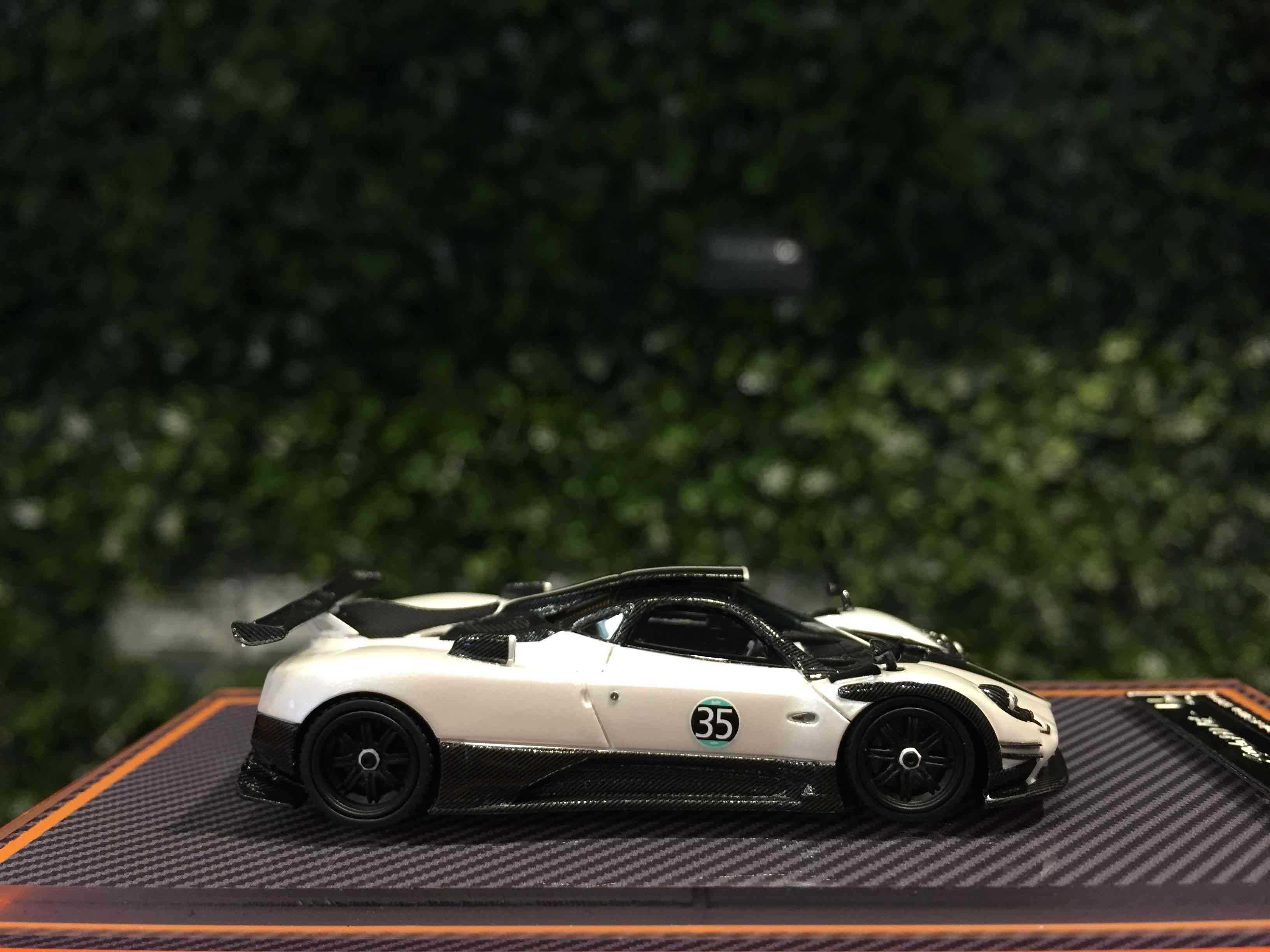 1/64 U2 Pagani Zonda 760LH White【MGM】