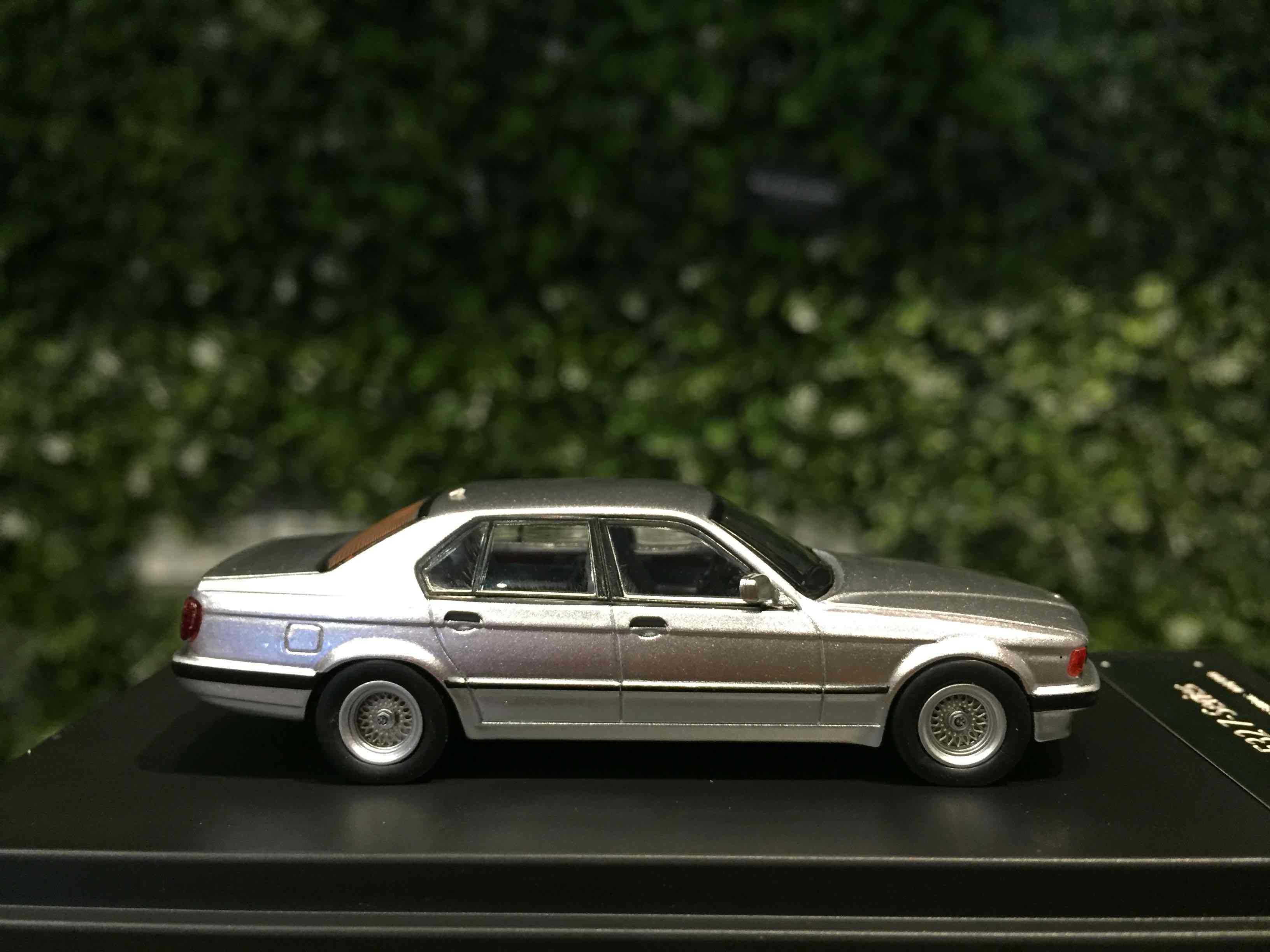 1/64 DCM BMW 7-Series (E32) 1986 Silver【MGM】