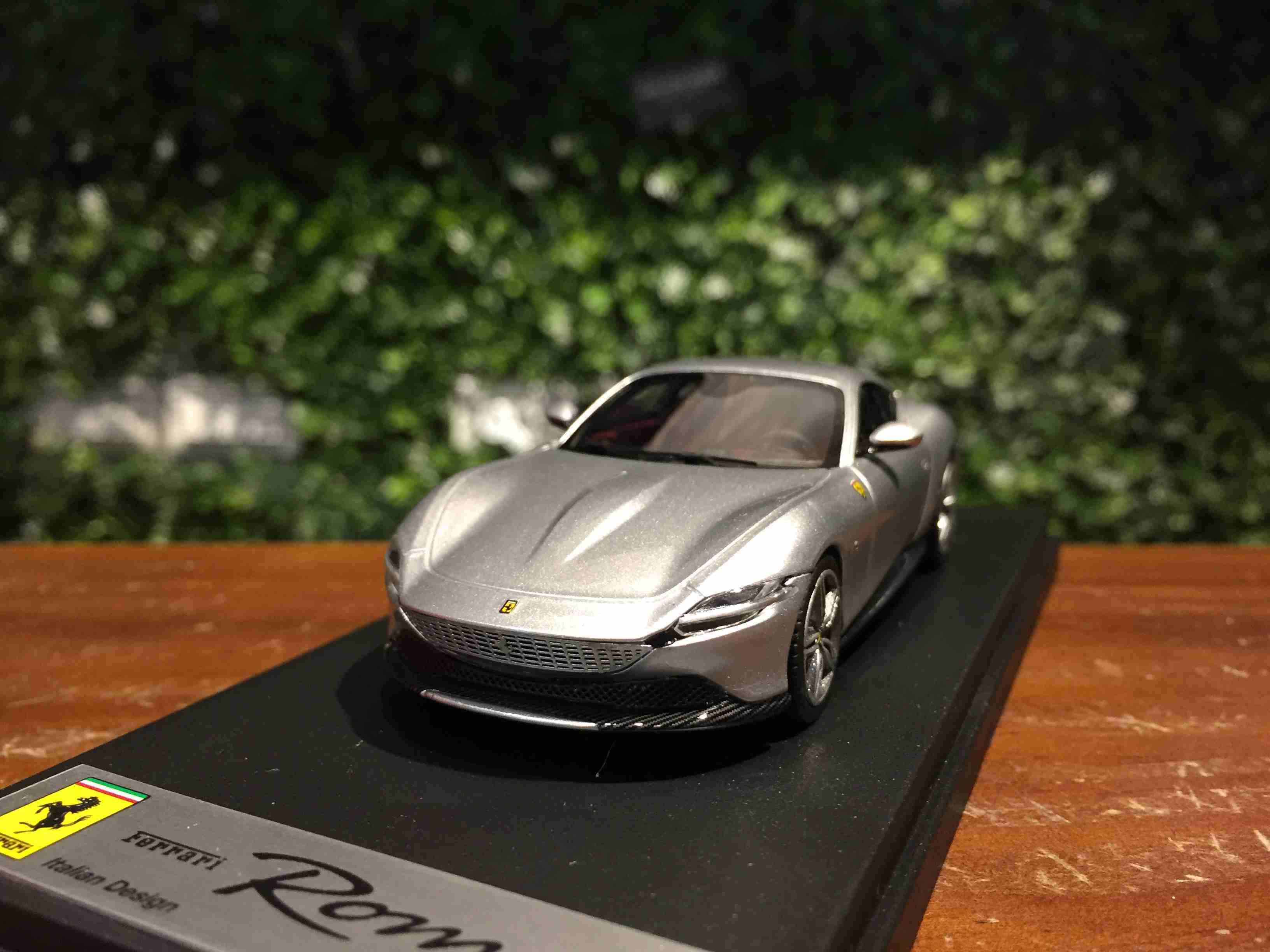 1/43 LookSmart Ferrari Roma Argento LS508F【MGM】