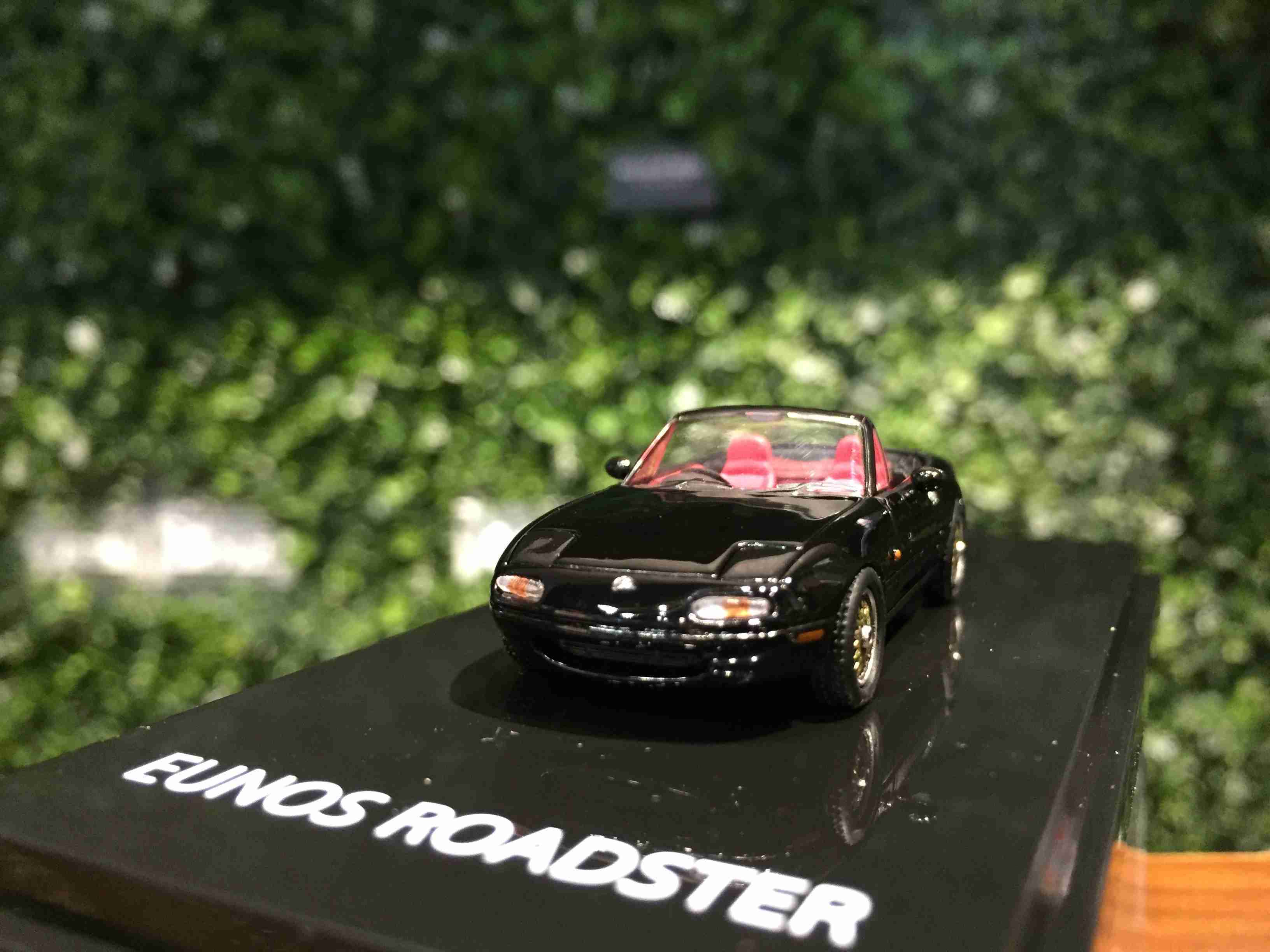 1/64 HobbyJapan Eunos Roadster MX-5 HJ641025DBK【MGM】