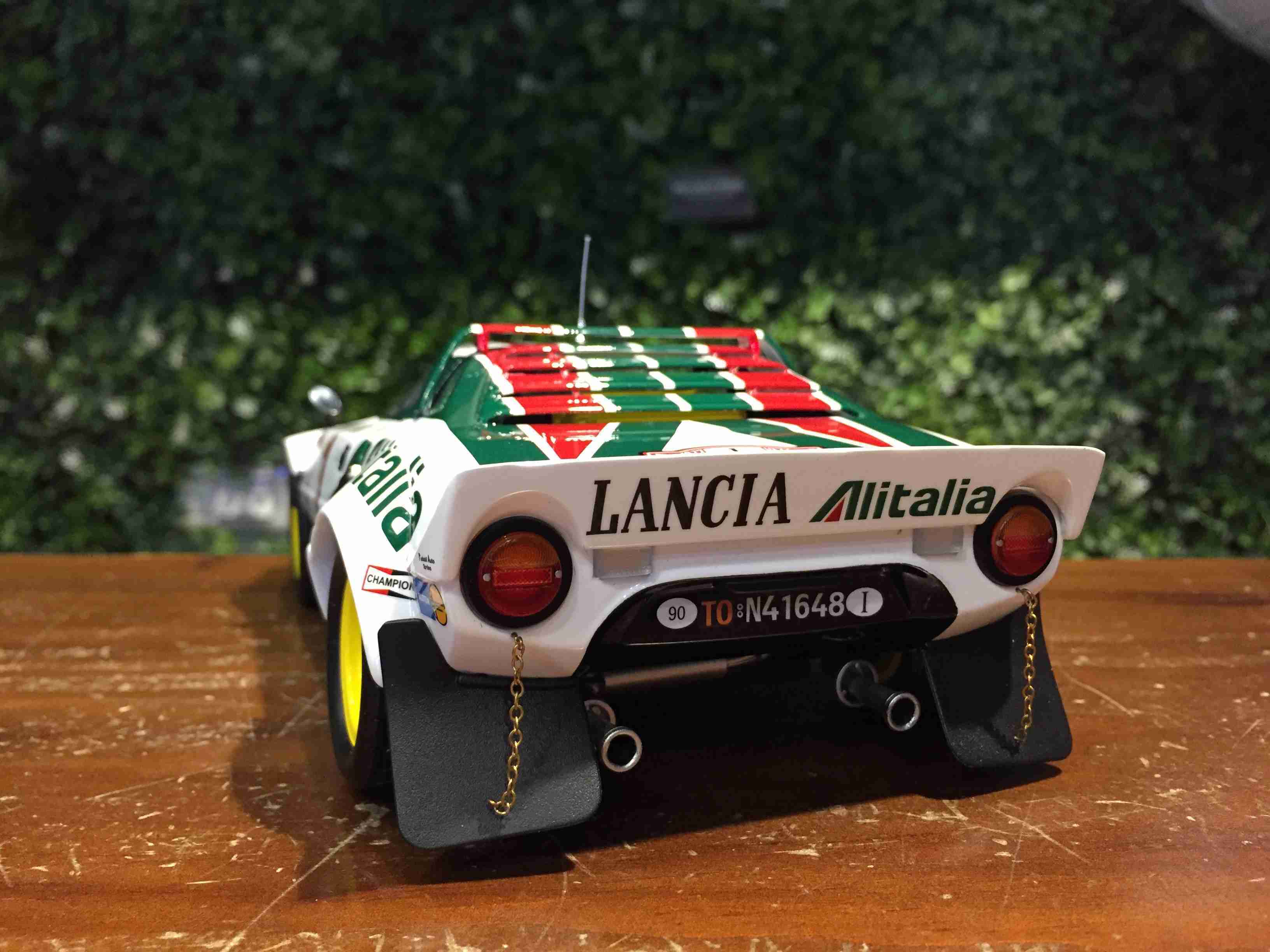 1/18 Kyosho Lancia Stratos HF 1977 Monte Carlo 08130A【MGM】