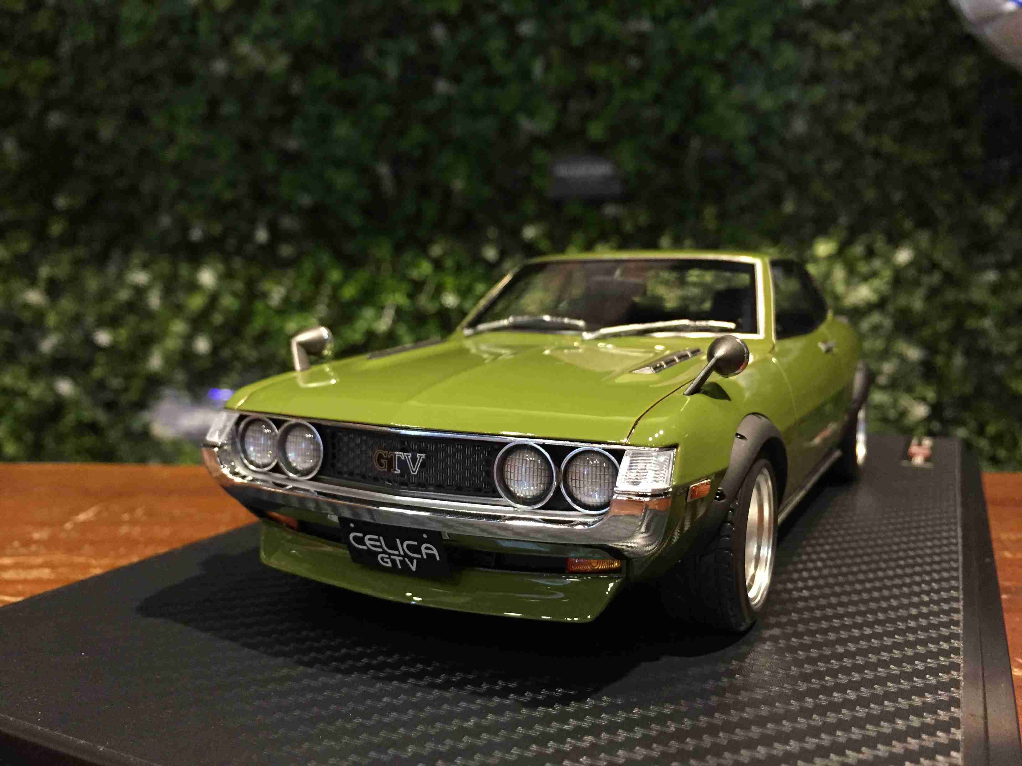 旧車トヨタ セリカTA22 フェンダー