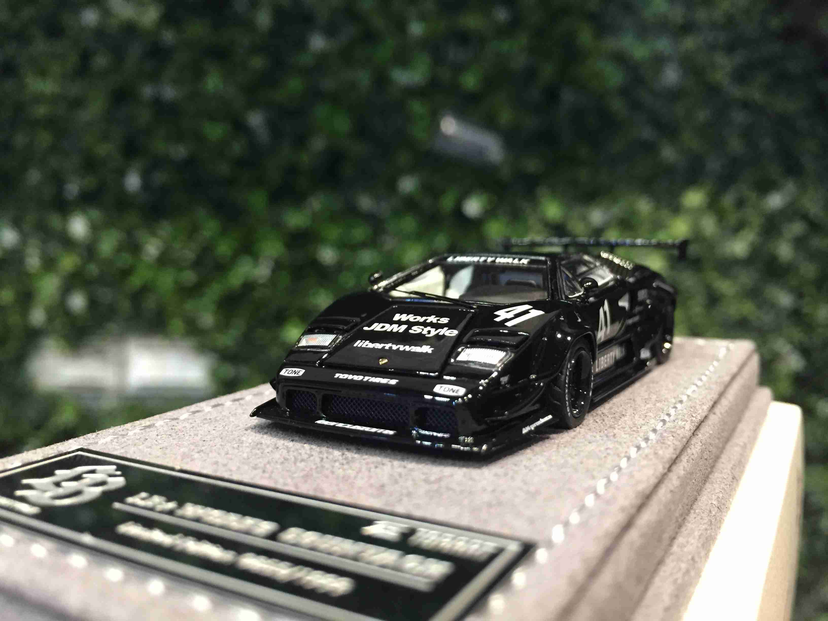 1/64 TopArt LBWK Lamborghini Countach #41 TAO640003【MGM】