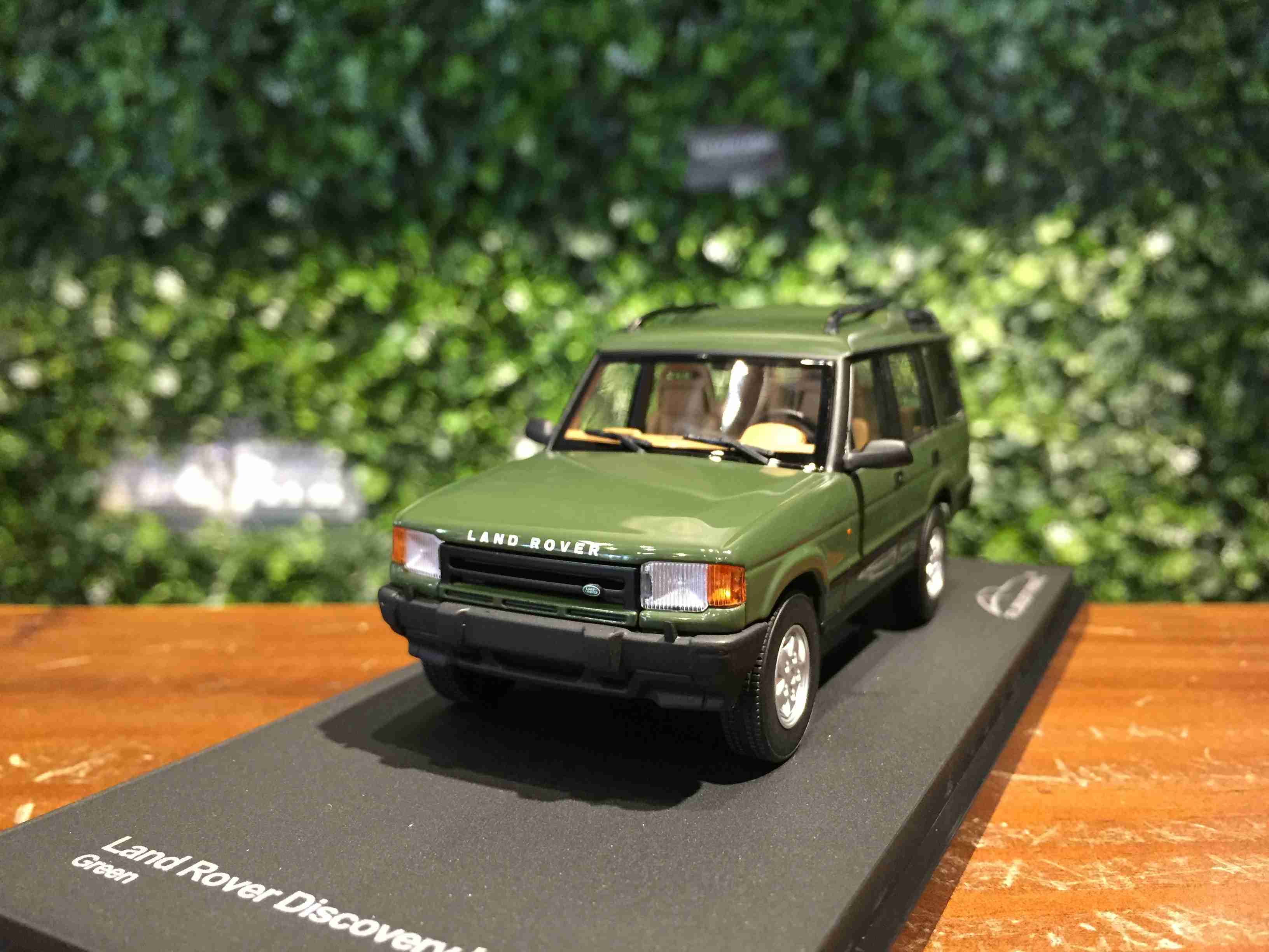 1/43 Almost Real Land Rover Discovery 1 1994 410401【MGM】