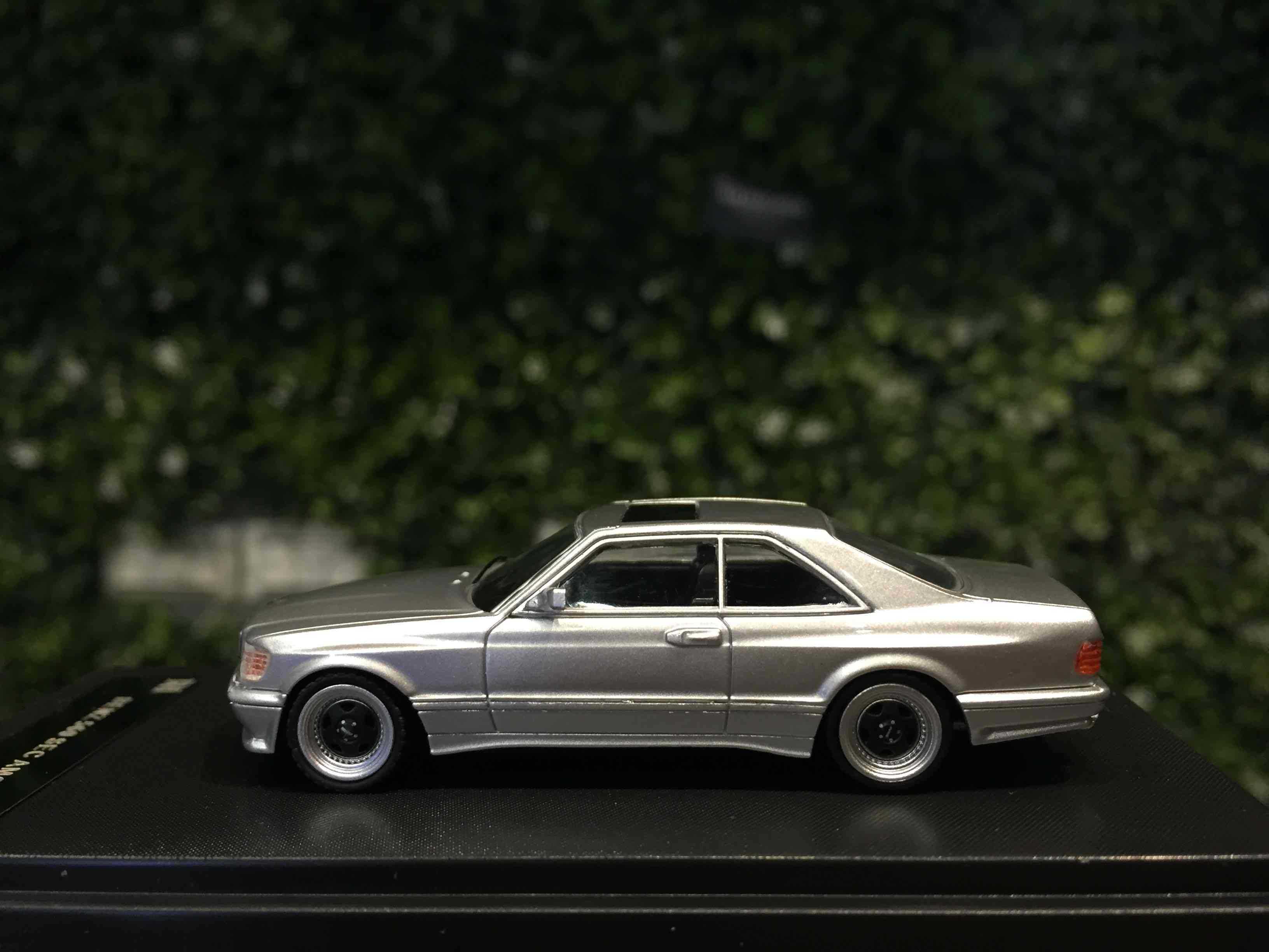 1/64 RhinoModelMercedes-Benz 560 SEC (C126) Silver【MGM】