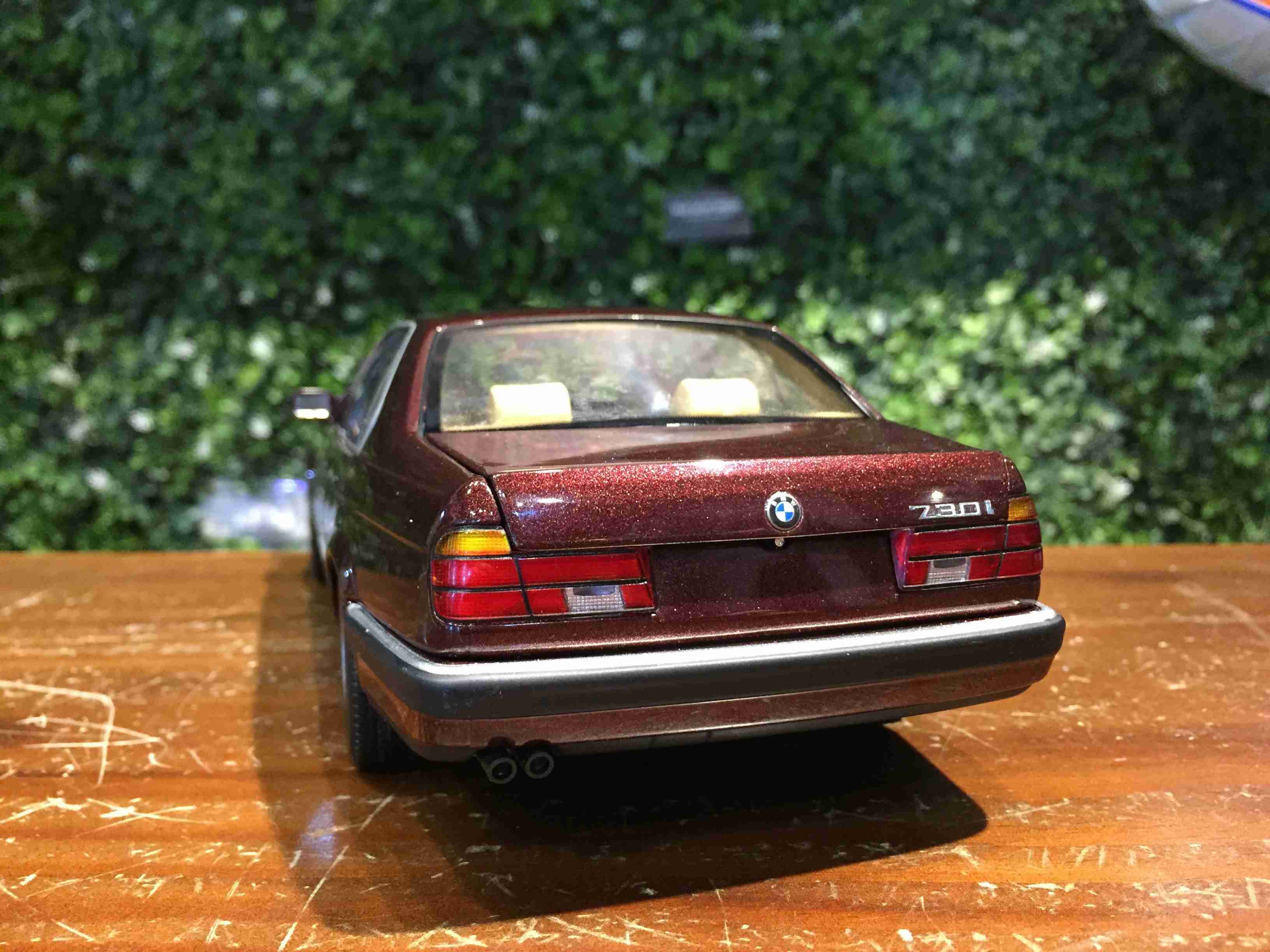 1/18 Minichamps BMW 730i (E32) 1986 Red 113023007【MGM】