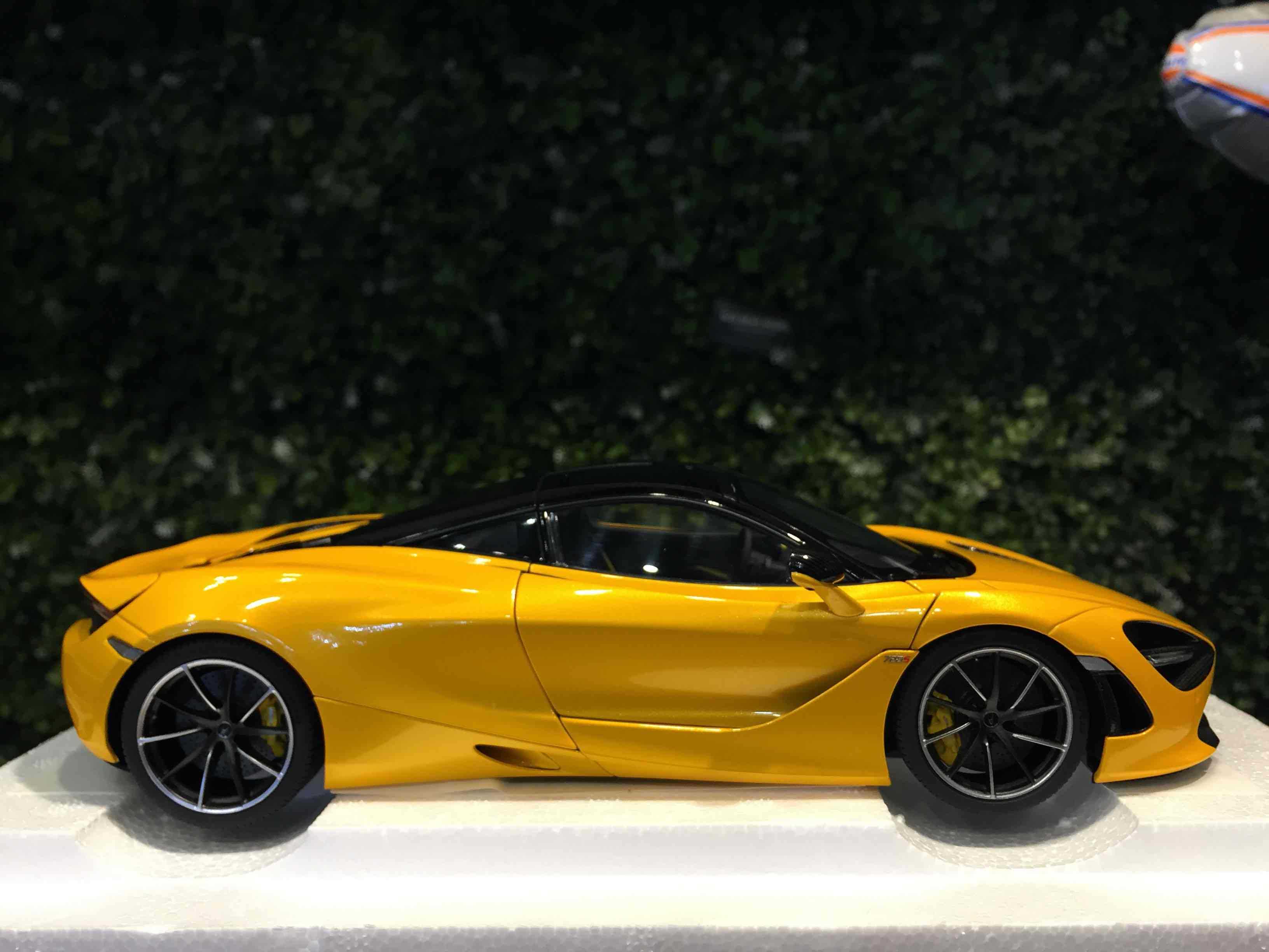 1/18 AUTOart McLaren 720S Volcano Yellow 76070【MGM】