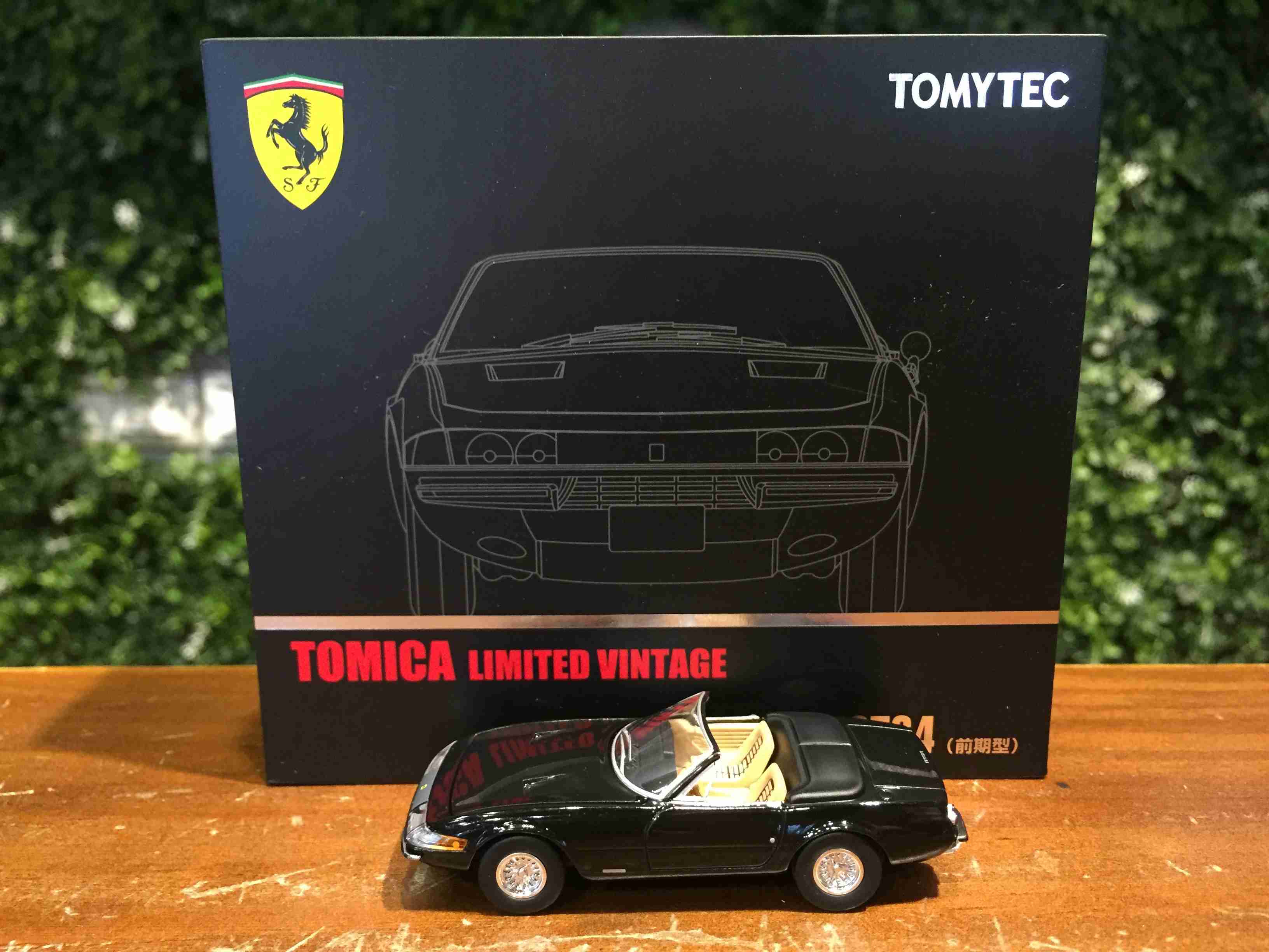 1/64 Tomica TLVN Ferrari 365 GTS4 Black TLV-NEO【MGM】