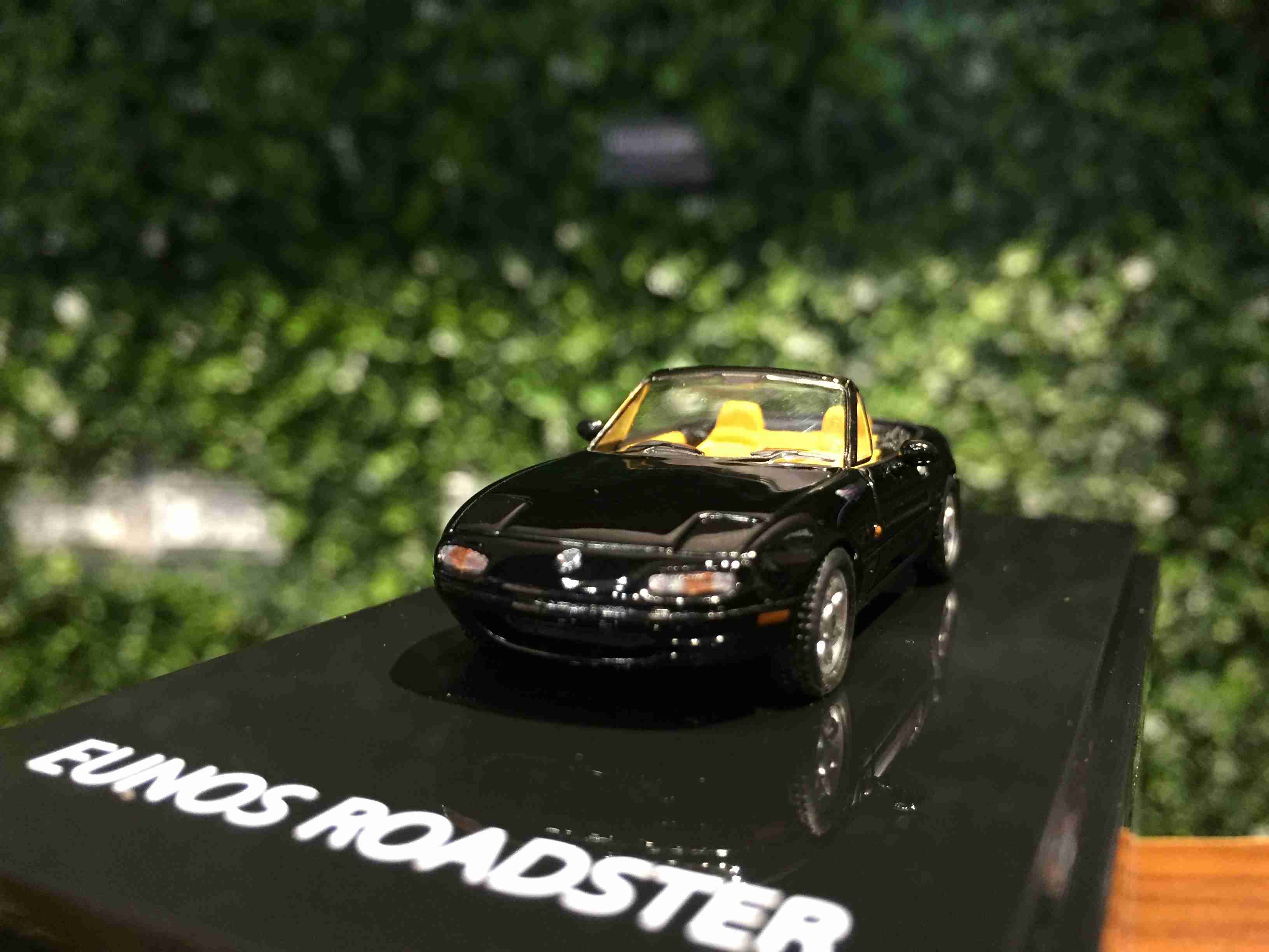 1/64 HobbyJapan Eunos Roadster MX-5 HJ641025DBK【MGM】