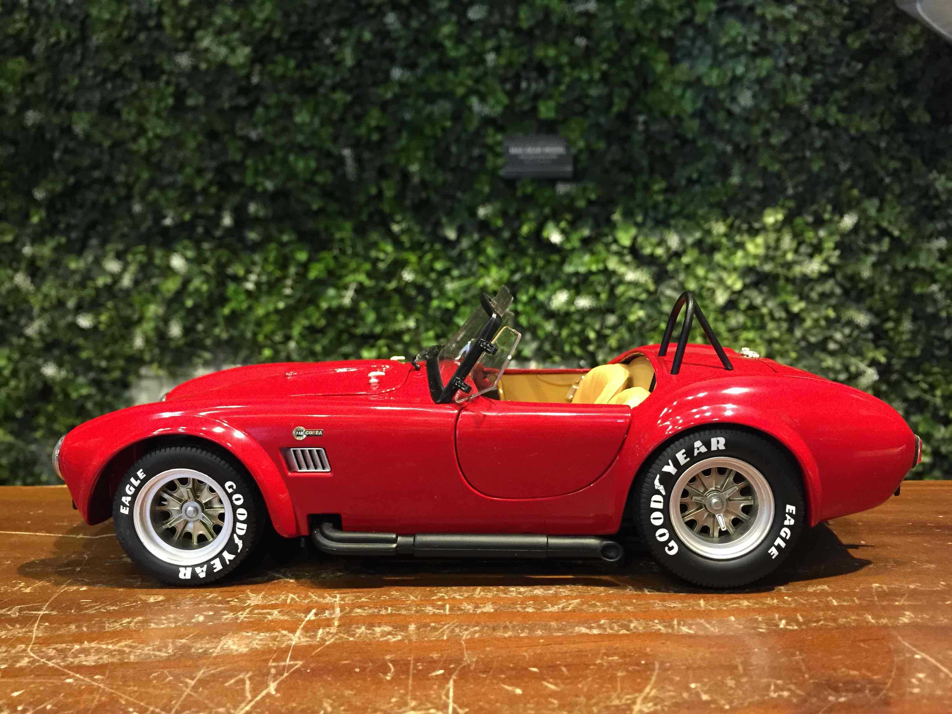 1/18 Kyosho Shelby Cobra 427 S/C Red 08047R【MGM】