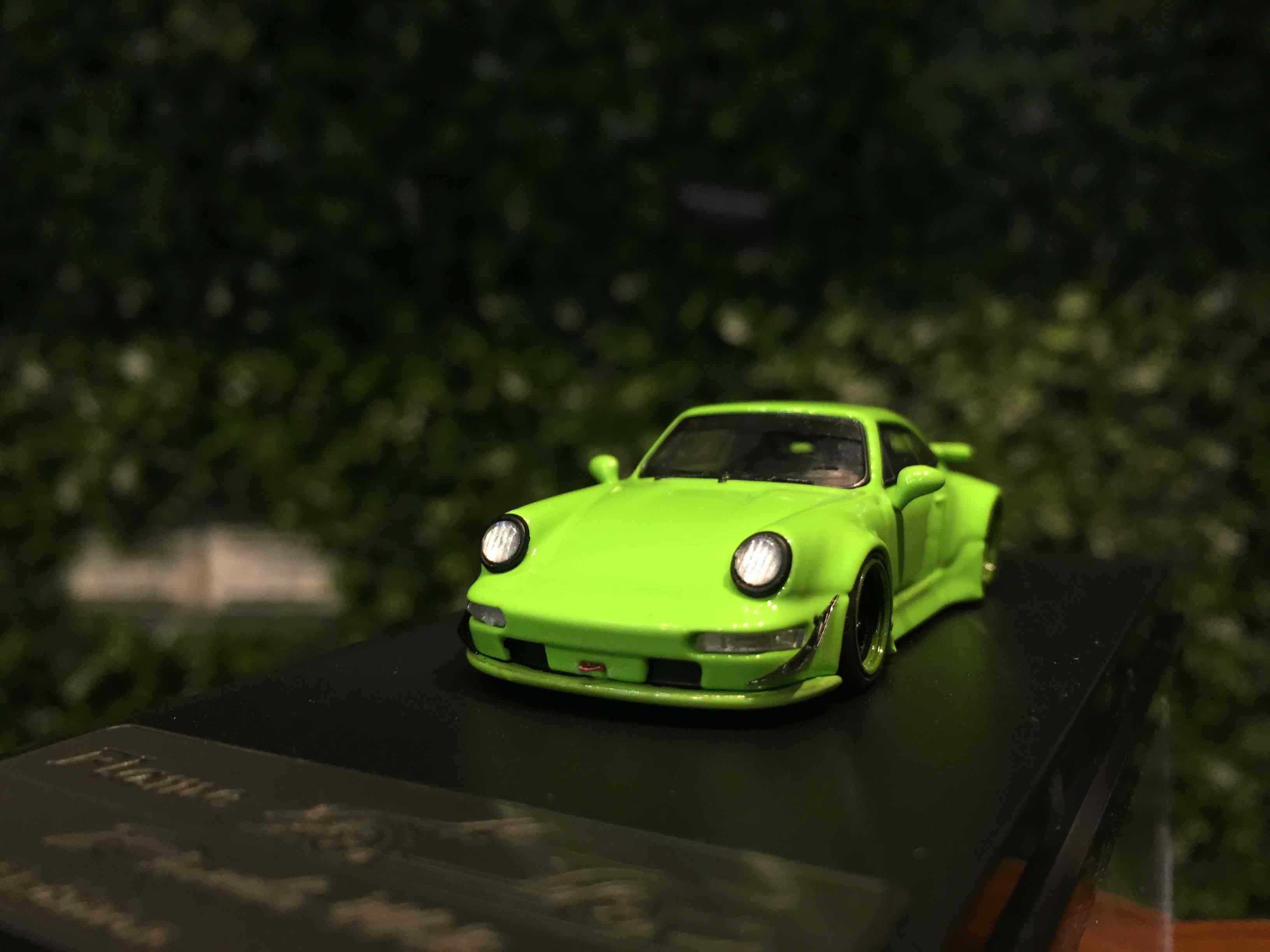 1/64 Flame RWB Porsche 911 (964) Green【MGM】