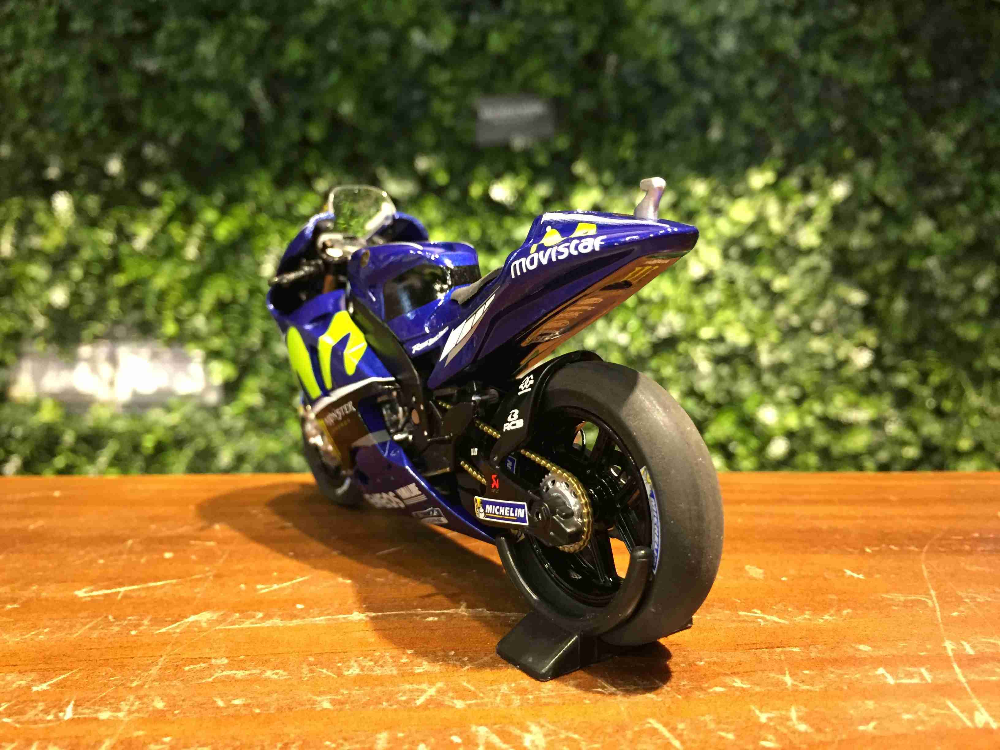 1/18 Minichamps Yamaha YZR-M1 V.Rossi MotoGP 182173046【MGM】