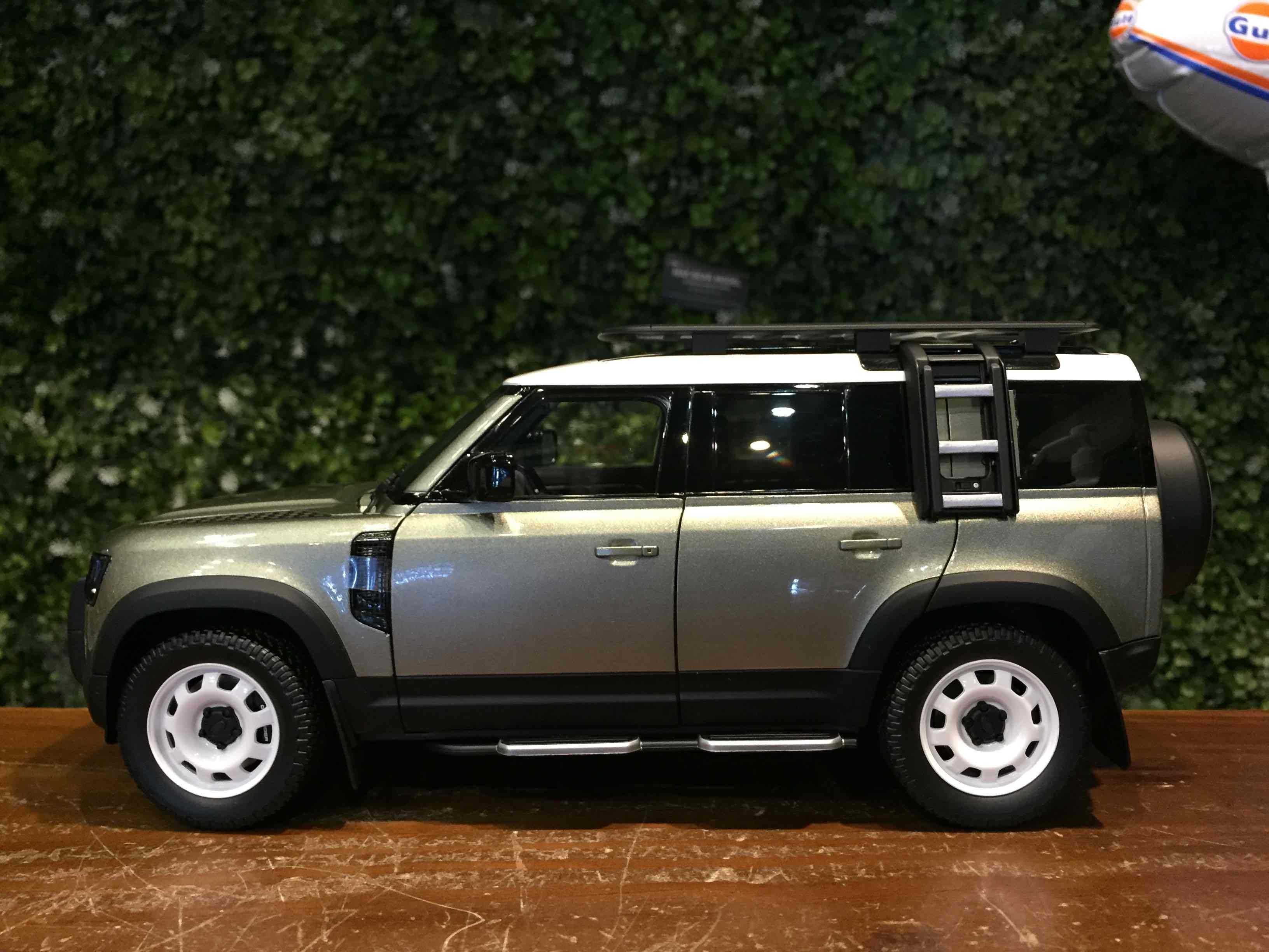 1/18 Almost Real Land Rover Defender 110 Green 810804【MGM】