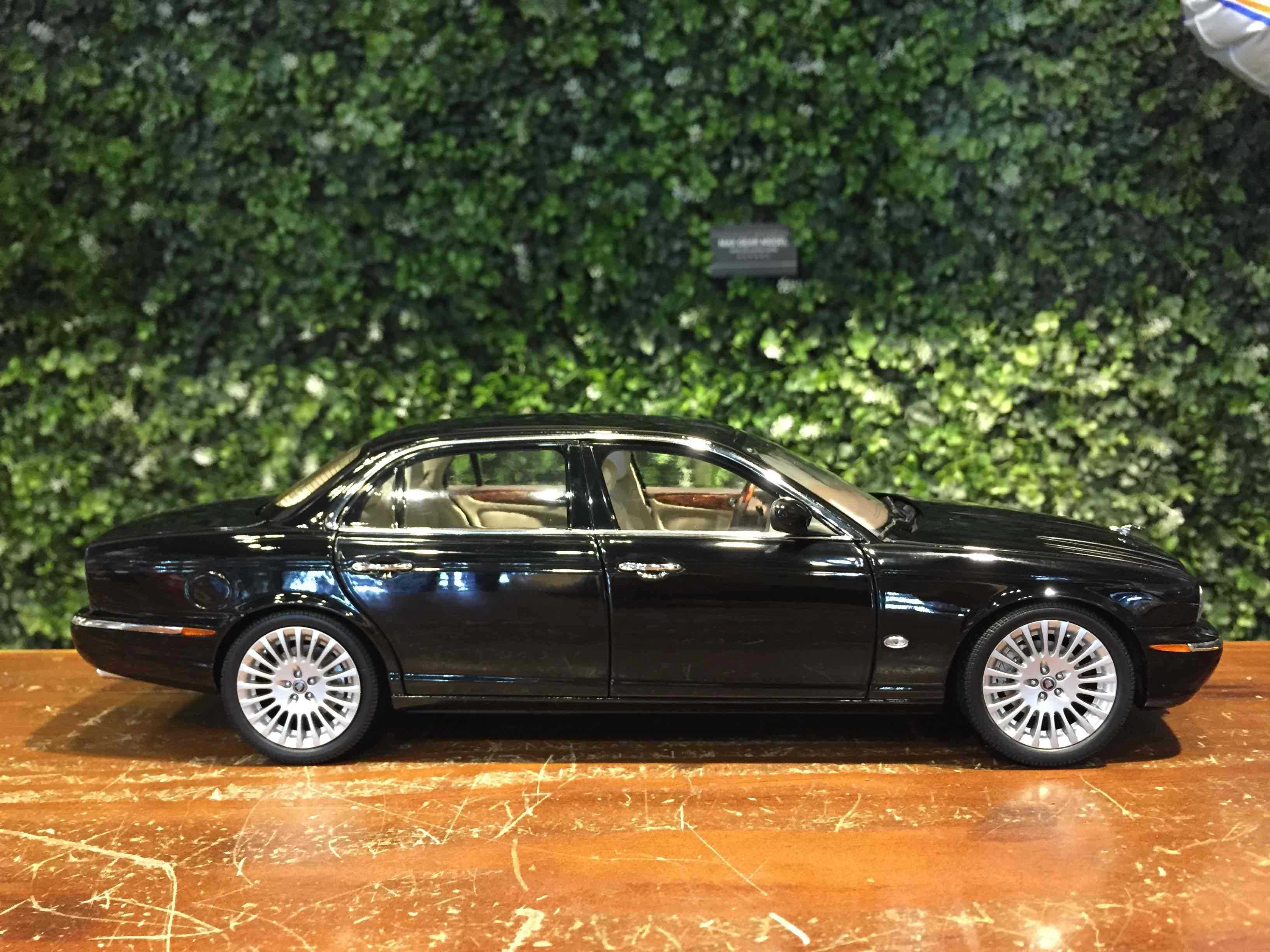 1/18 Almost Real Jaguar XJ6 (X350) Ebony Black 810501【MGM】