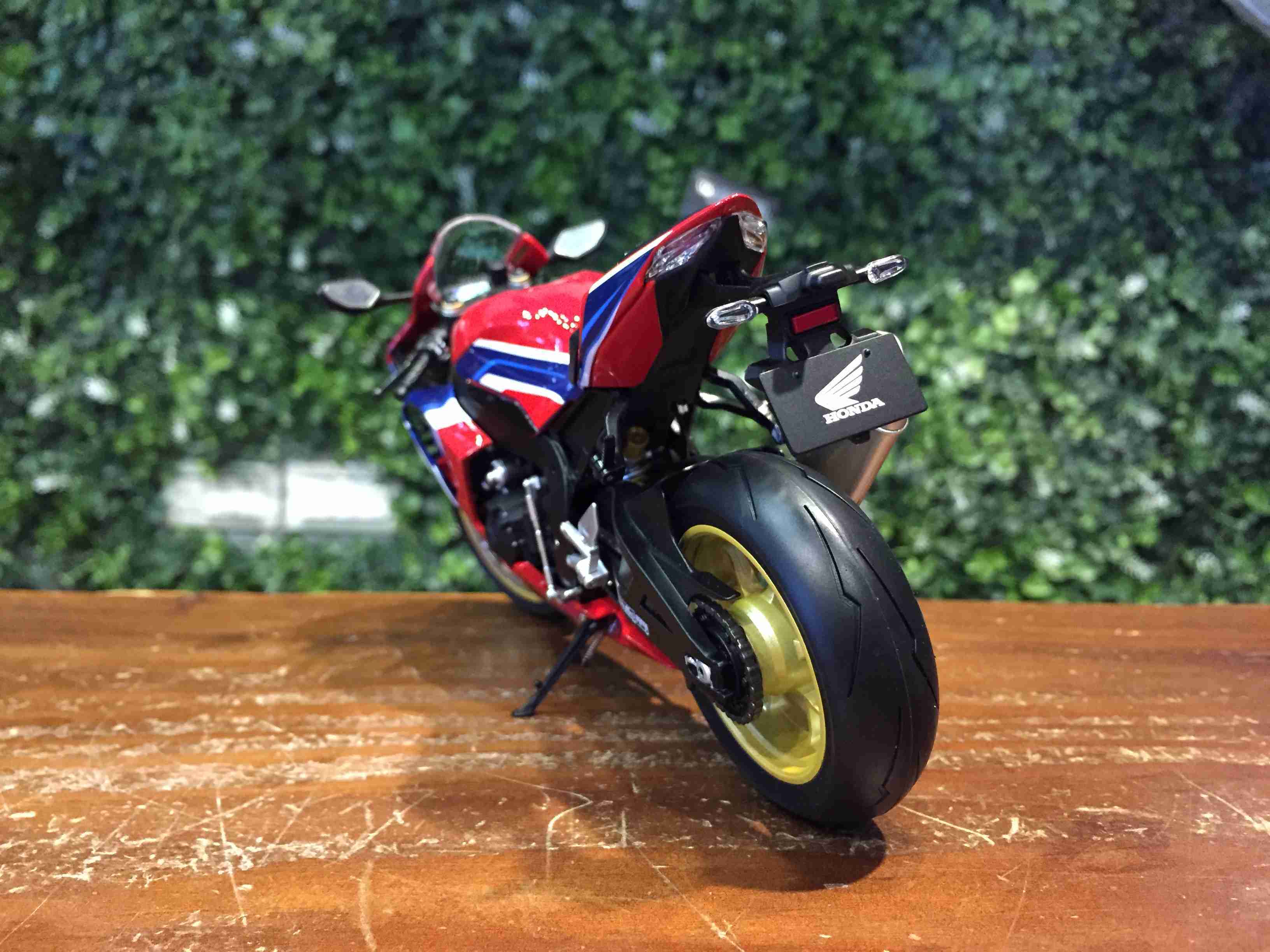 1/12 LCD Models Honda CBR1000RR-R Fireblade SP LCDM02RE【MGM】