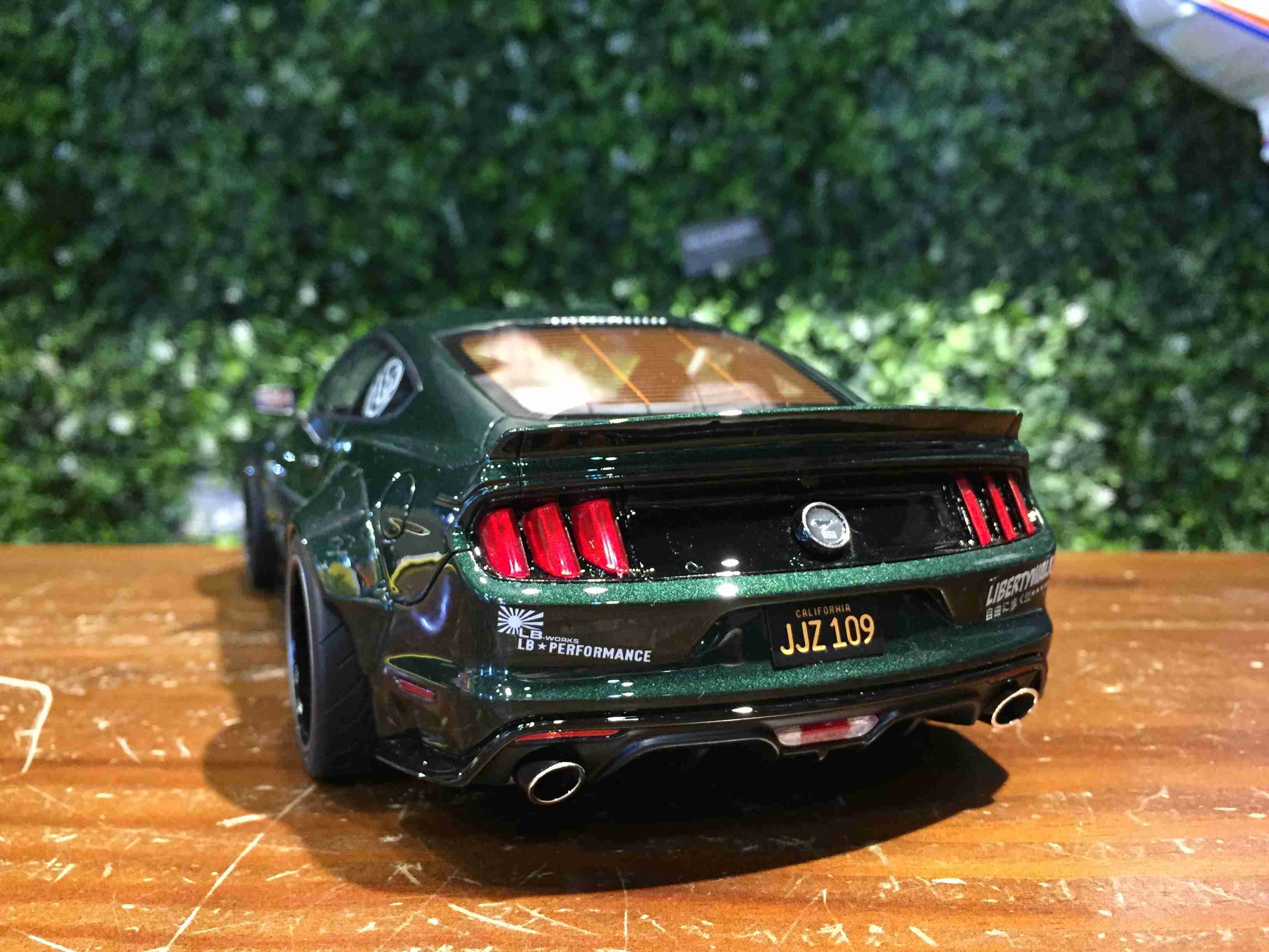 1/18 GT Spirit LB-Works Ford Mustang Dark Green GT838【MGM】