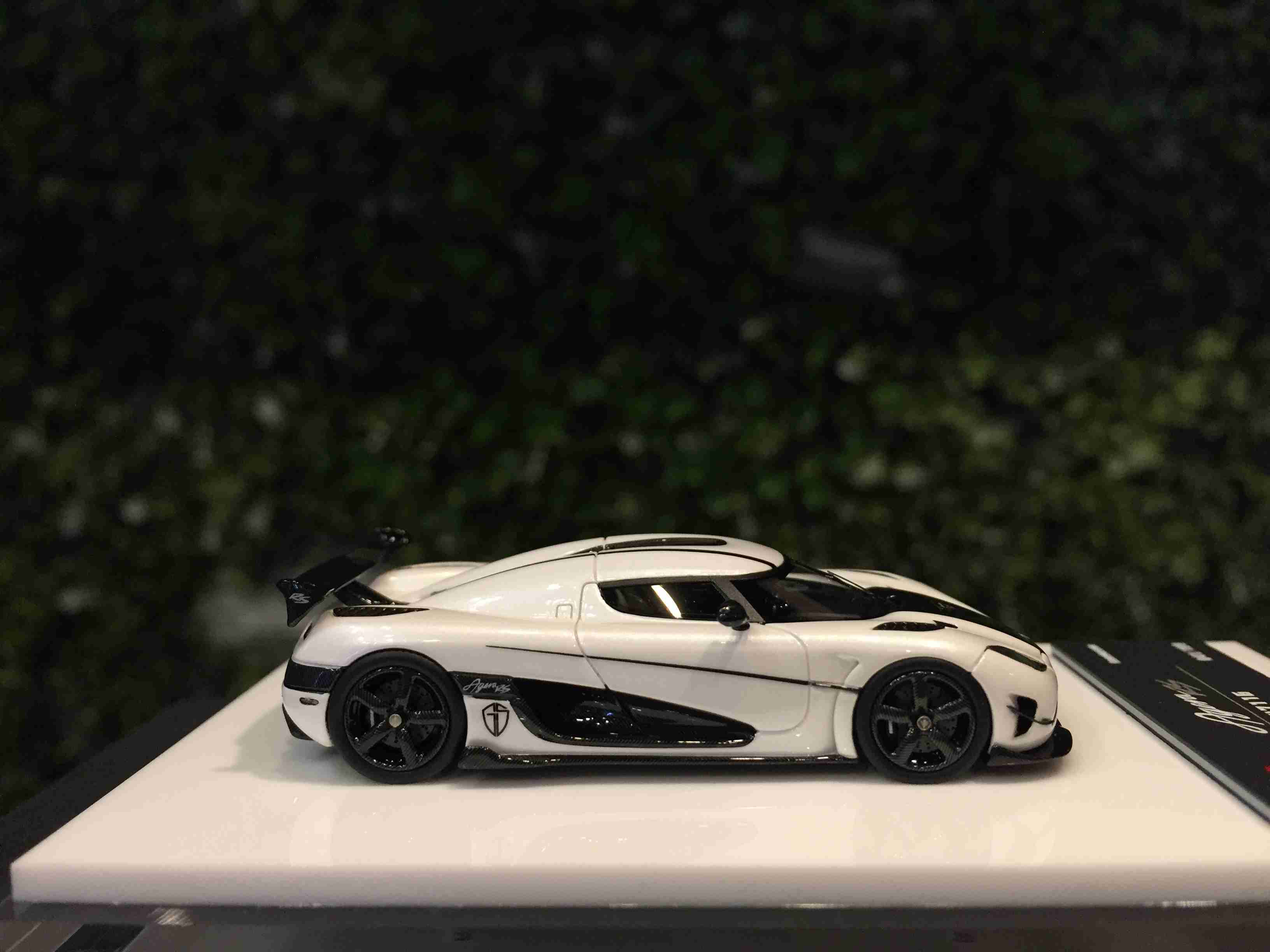1/64 Guoji Koenigsegg Agera RS Artic White 7116【MGM】