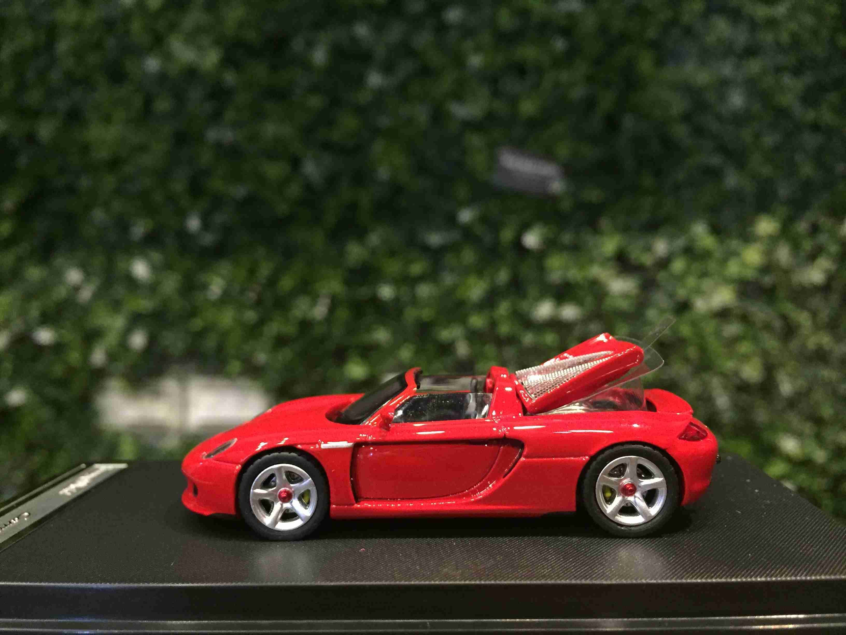 1/64 Funny Porsche Carrera GT Guard Red【MGM】