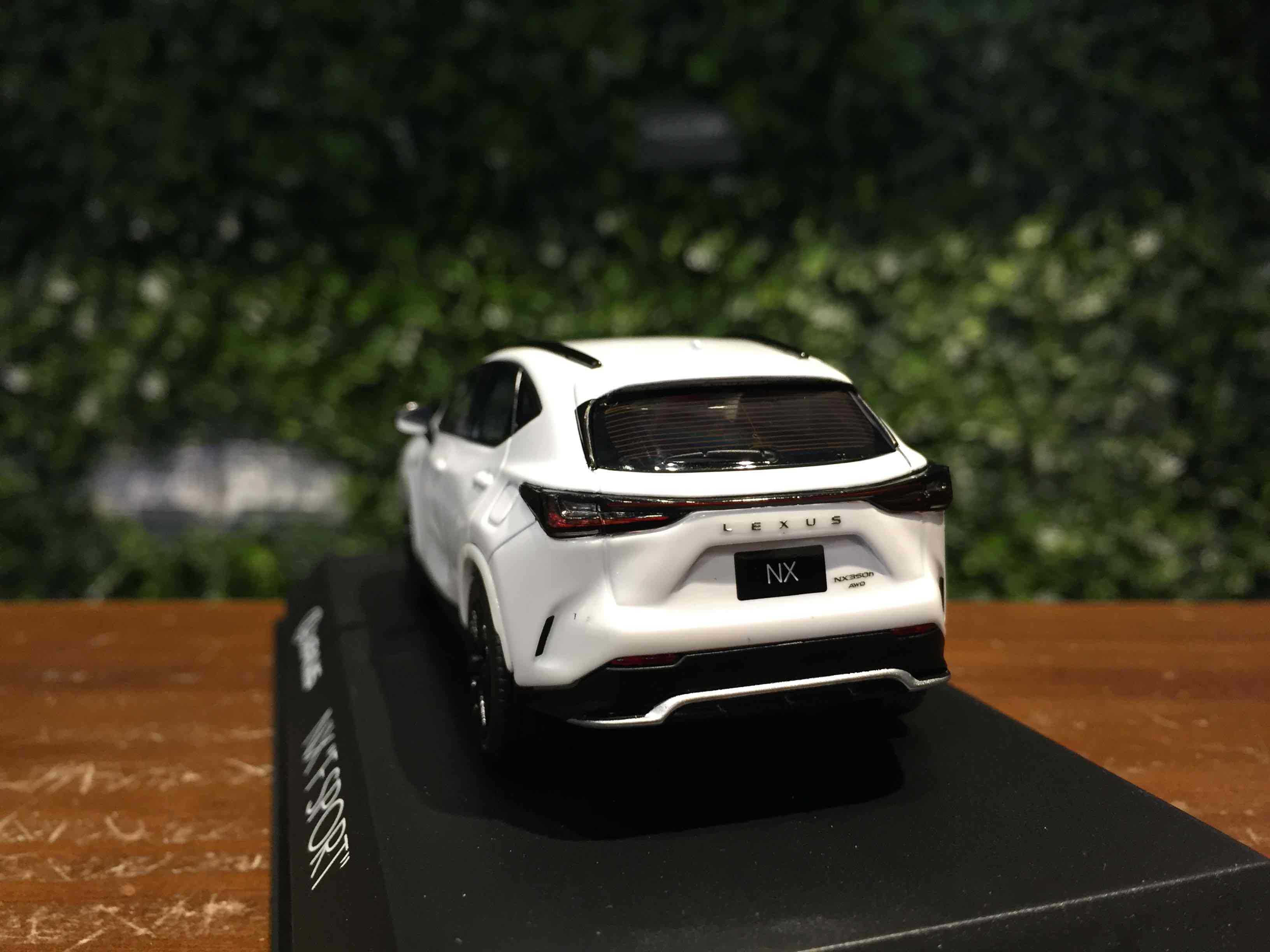 Amazon | レクサス NX 200t 1/18 ミニカー ホワイト LEXUS