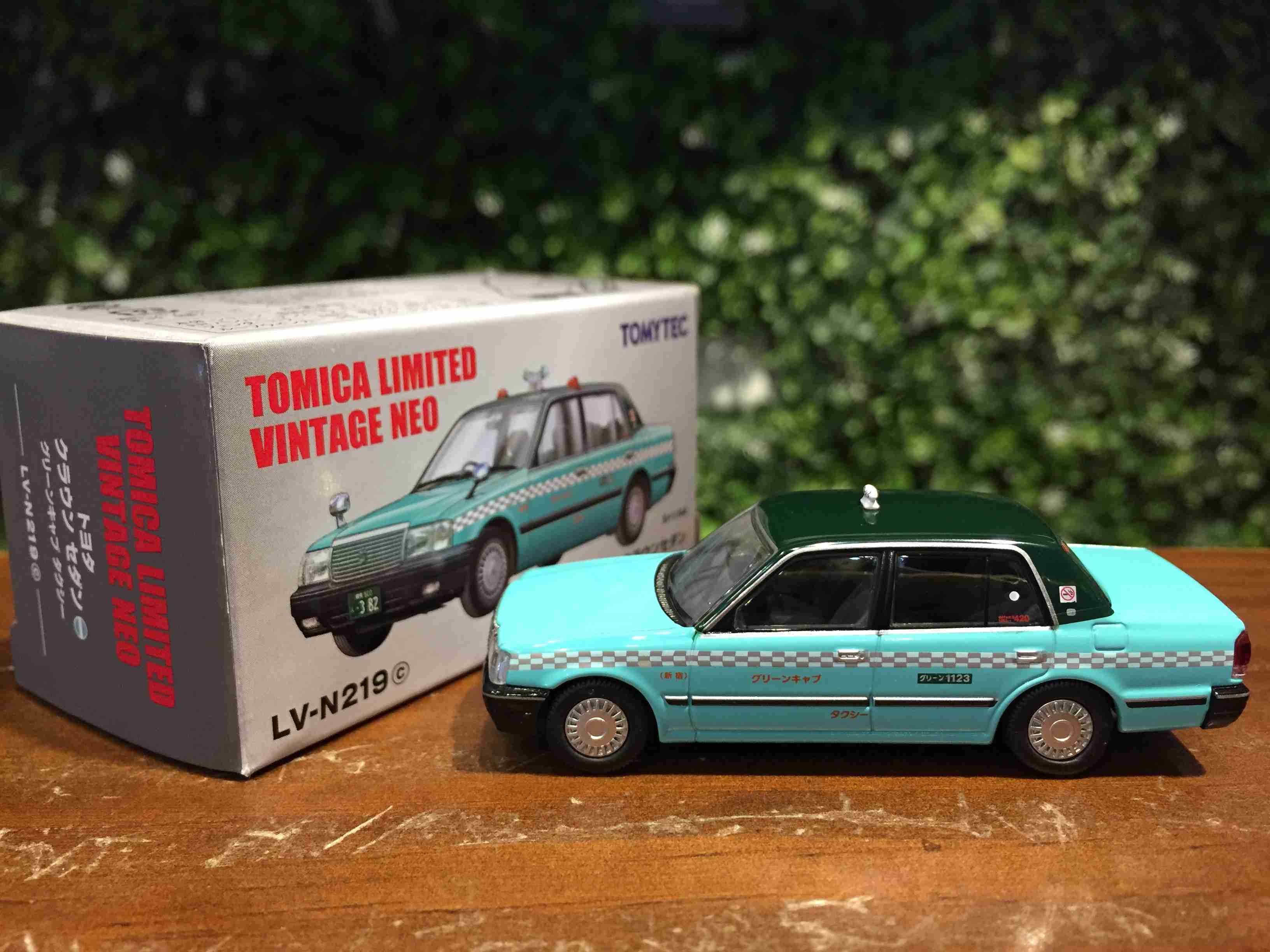 1/64 Tomica Toyota Crown Sedan Green Cab Taxi LV-N219c【MGM】